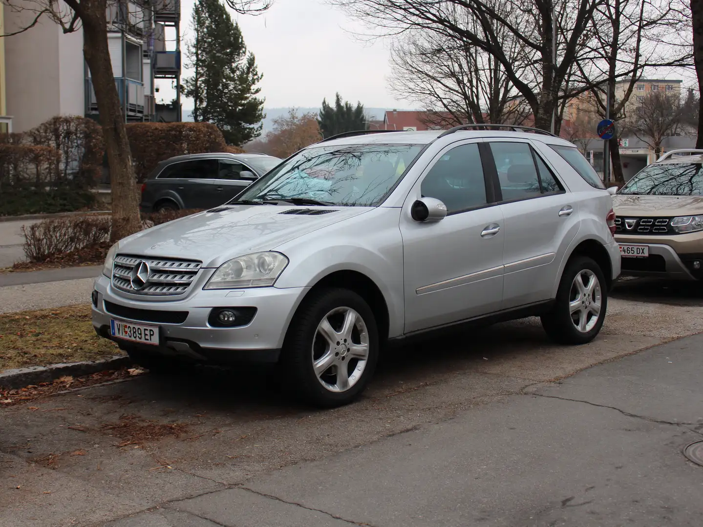 Mercedes-Benz ML 280 ML 280 CDI 4MATIC Aut. DPF Gris - 1