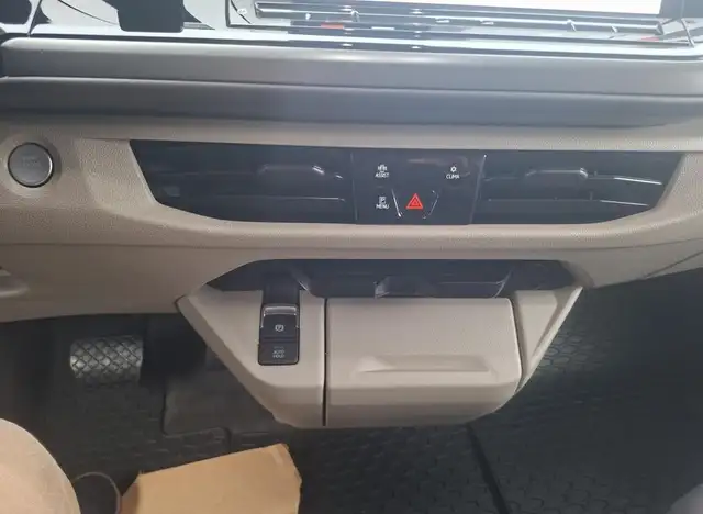 Volkswagen T7 Multivan 1.5 TSI DSG 6-S 19" Allwetter 100 kW (136 PS), ... Ansicht 6