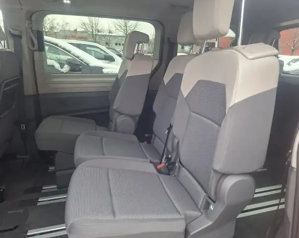 Volkswagen T7 Multivan 1.5 TSI DSG 6-S 19" Allwetter 100 kW (136 PS), ... Ansicht 10