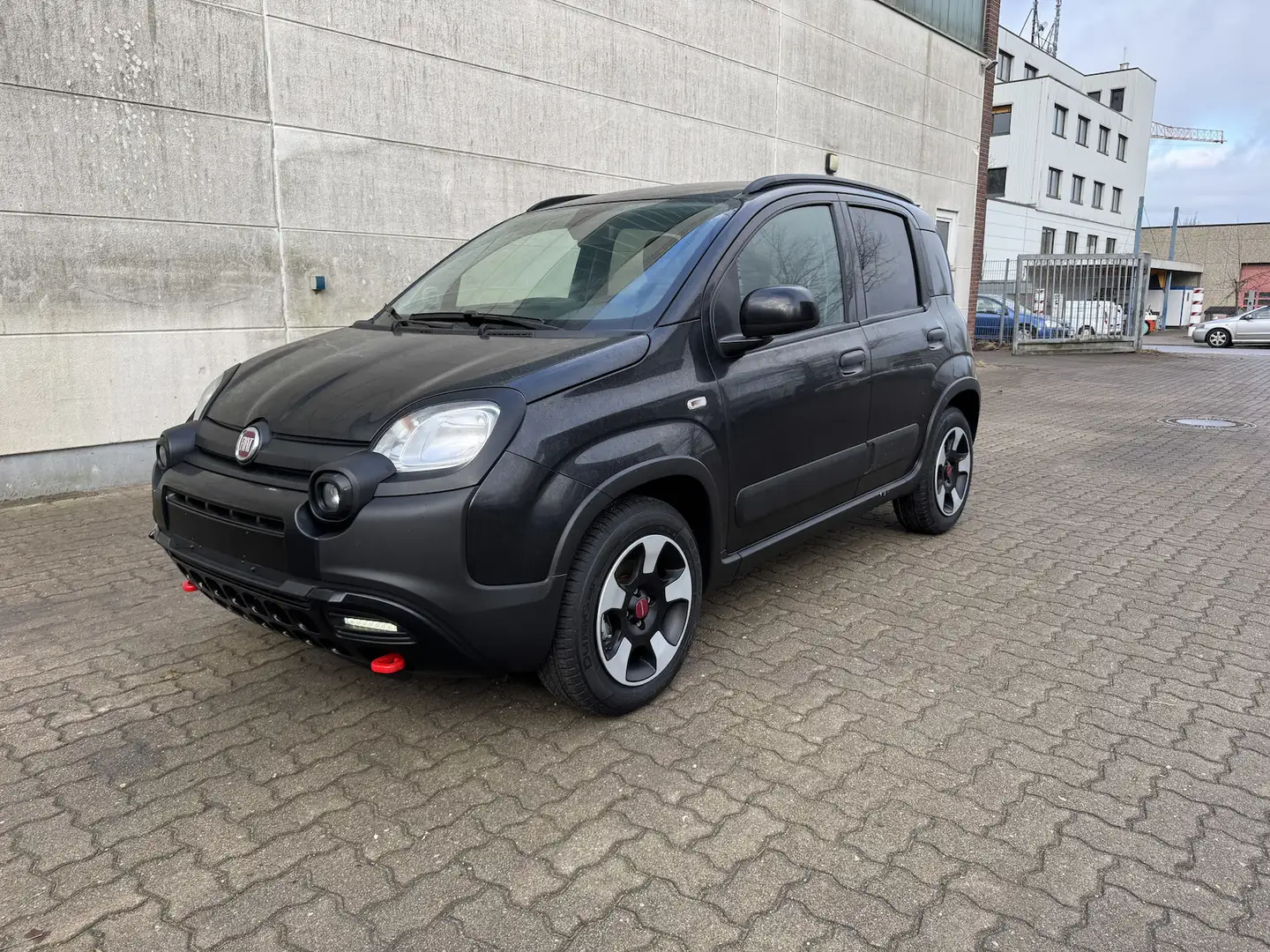 Fiat Panda Cross Hybrid Benzin/E Schwarz - 2