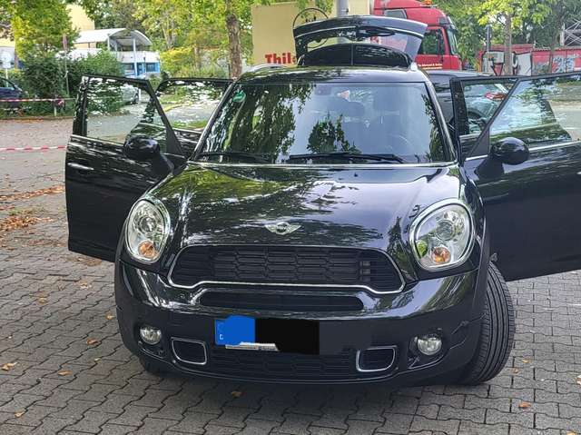 Imagine MINI Cooper S Coupe All4