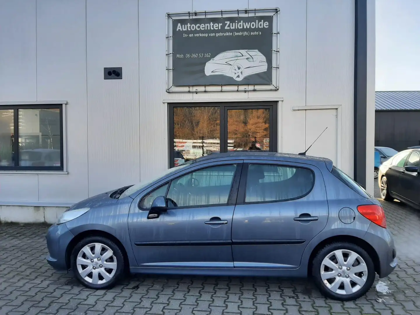 Peugeot 207 1.6 VTi XS navi appl carplay Grijs - 2