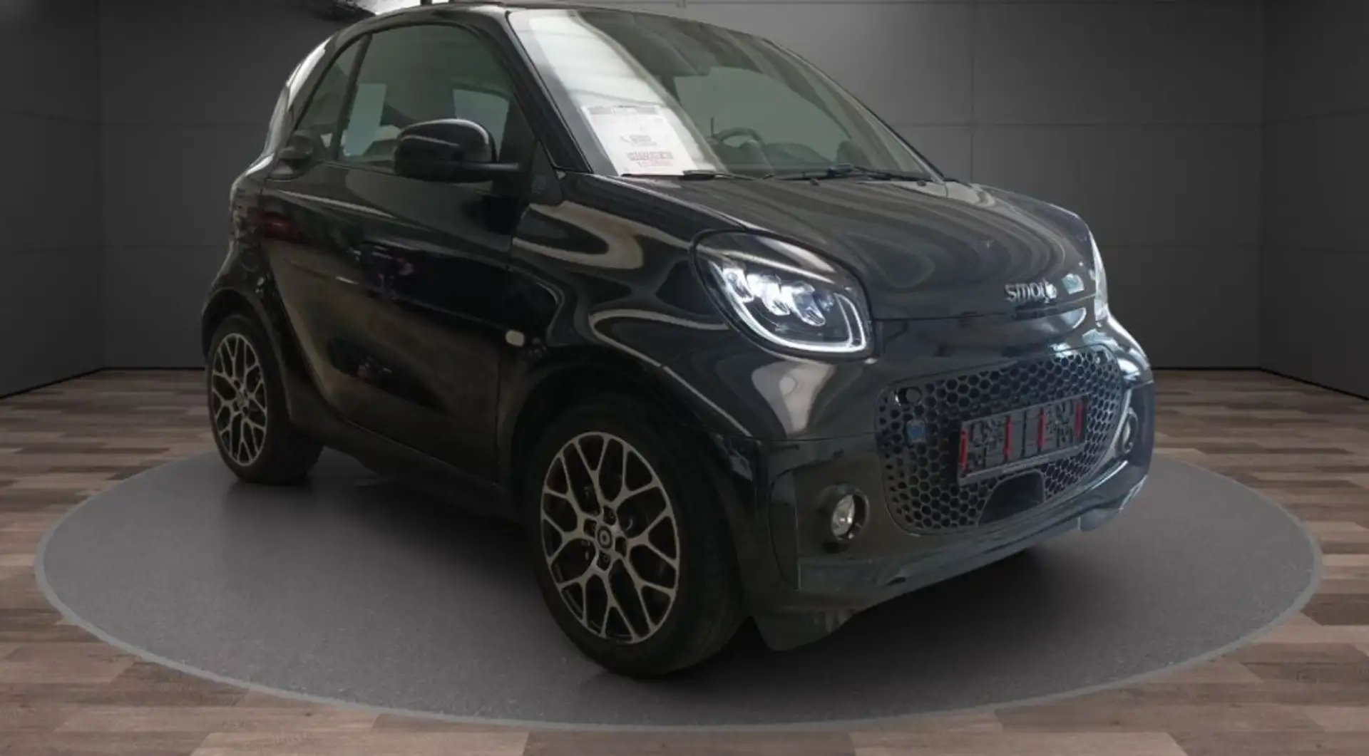 smart forTwo EQ blackedition aziendale offerta simil noleggio Чёрный - 1