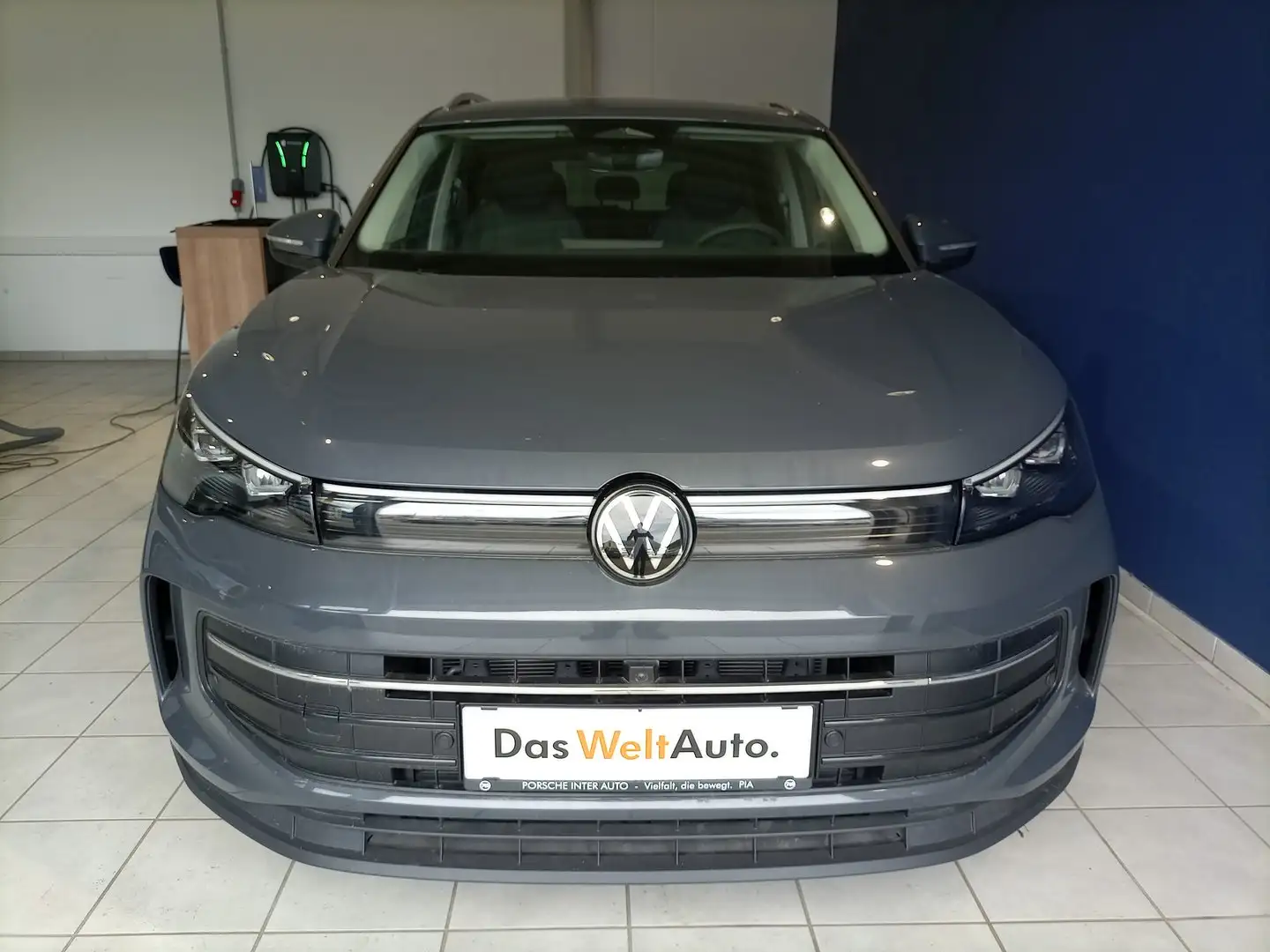 Volkswagen Tiguan Friends TDI 4MOTION DSG Gris - 2