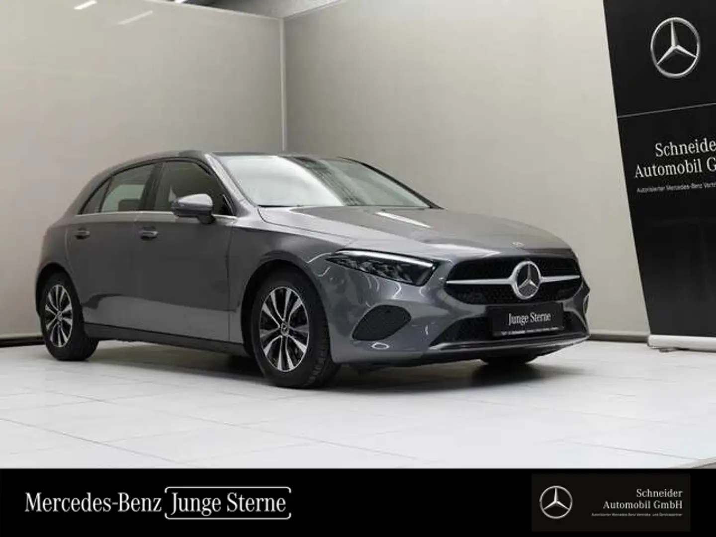 Mercedes-Benz A 200 d Kompaktlimousine SpurW W-Paket KAM  SpurH Grau - 1