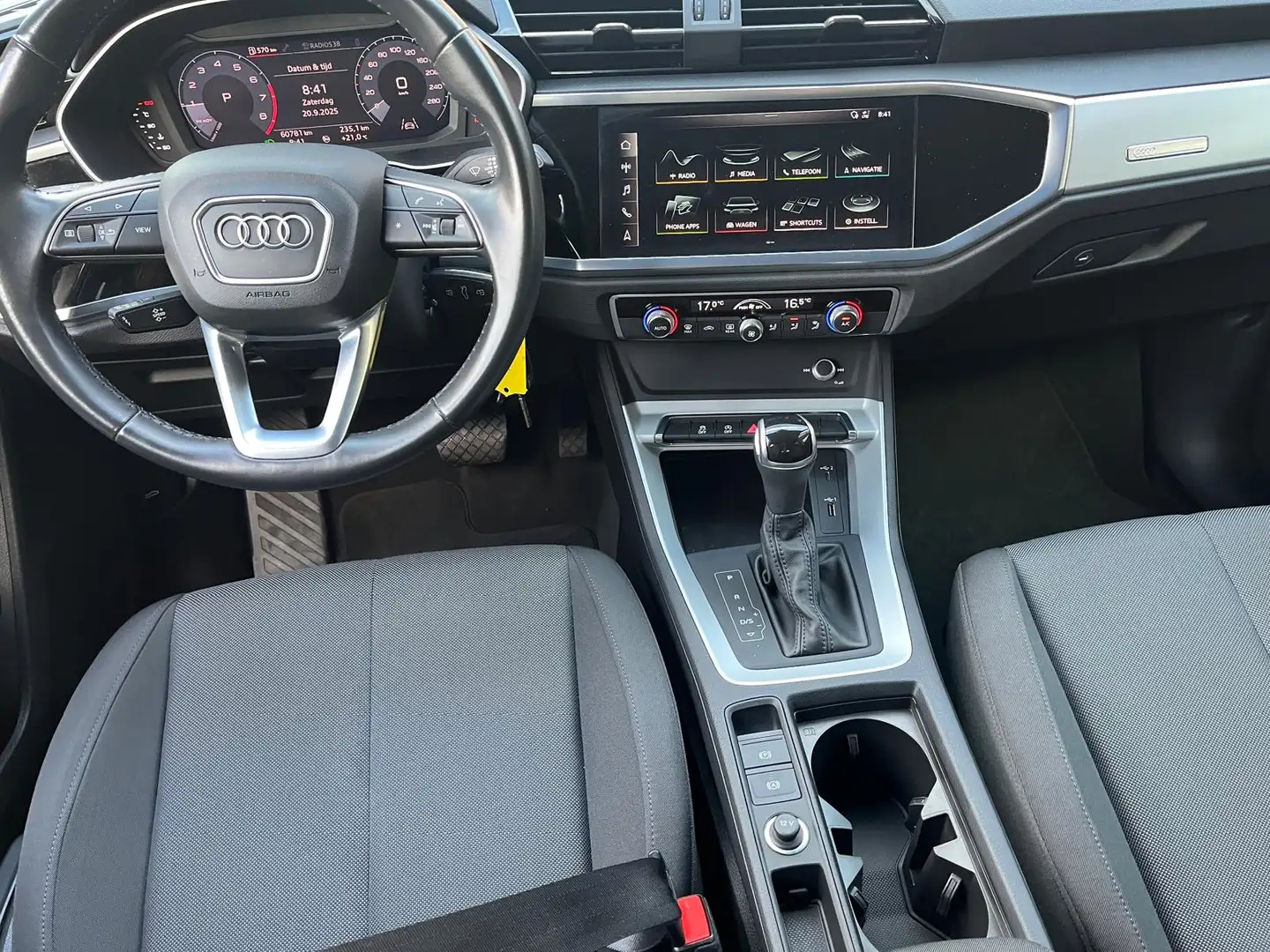 Audi Q3 35 TFSI ProLine PDC App-Connect Wit - 2