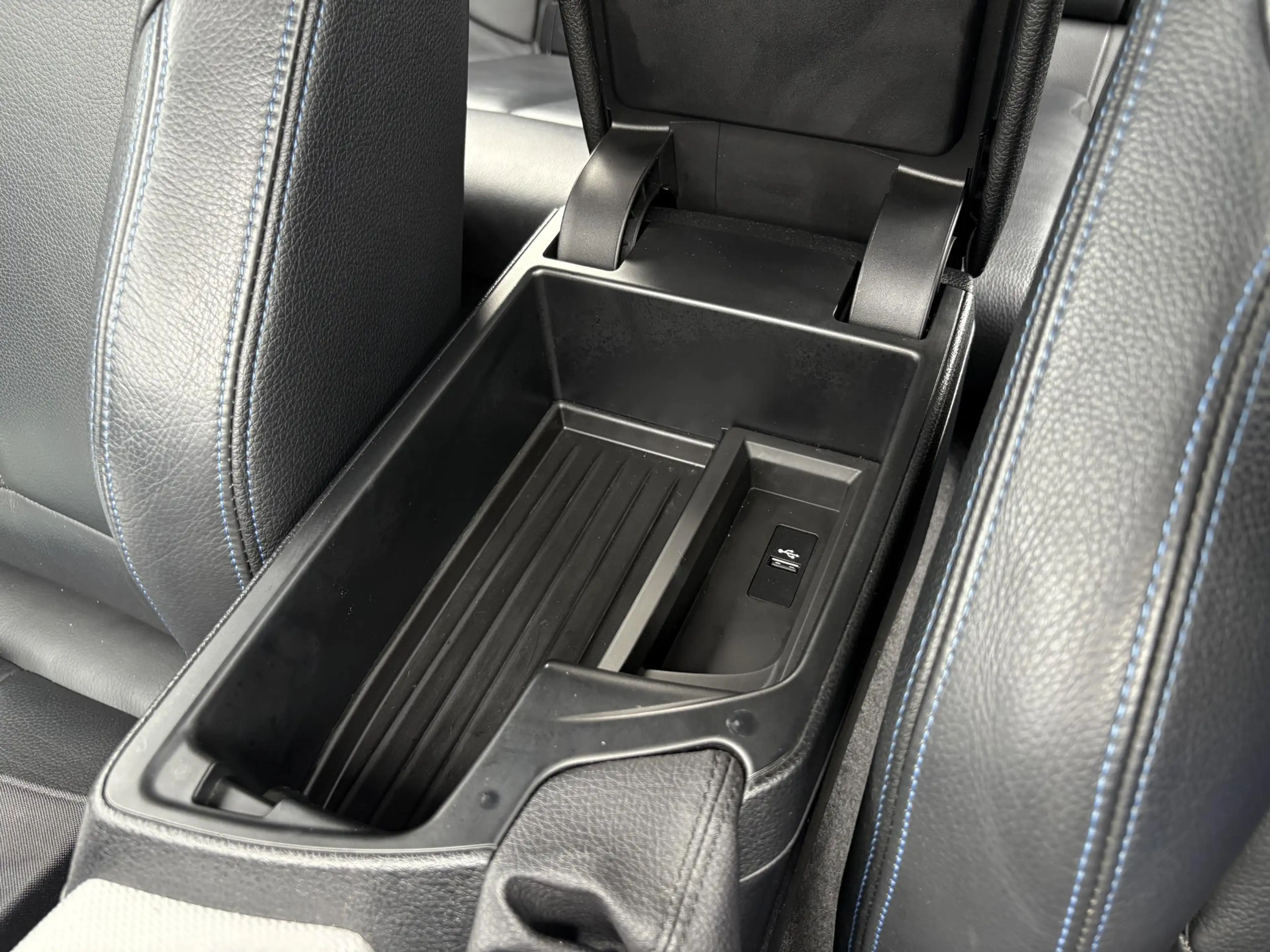 BMW 118 1 Serie 118i Edition Sport Line Shadow Executive / — photo 31