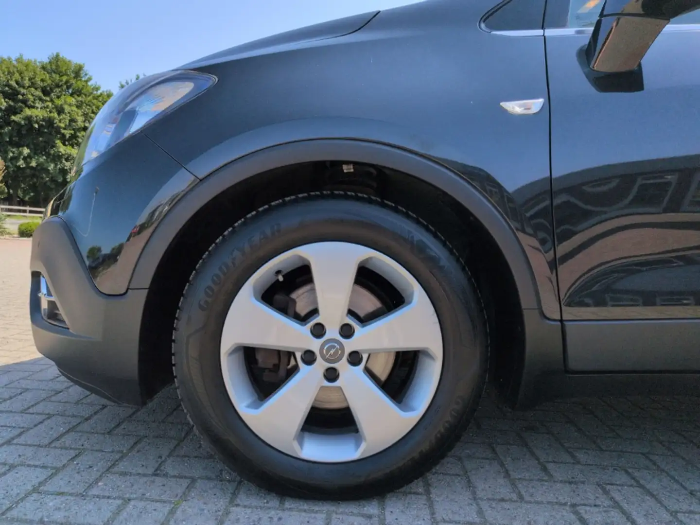 Opel Mokka Innovation 1.4 Turbo RFK Navi Bi-Xenon Kurvenlicht Noir - 2