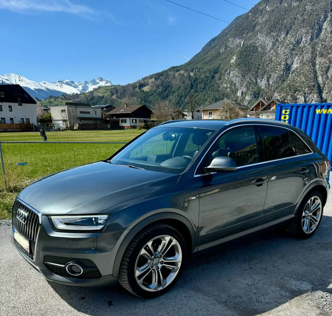 Audi Q3 2,0 TDI quattro Style S-tronic - 1