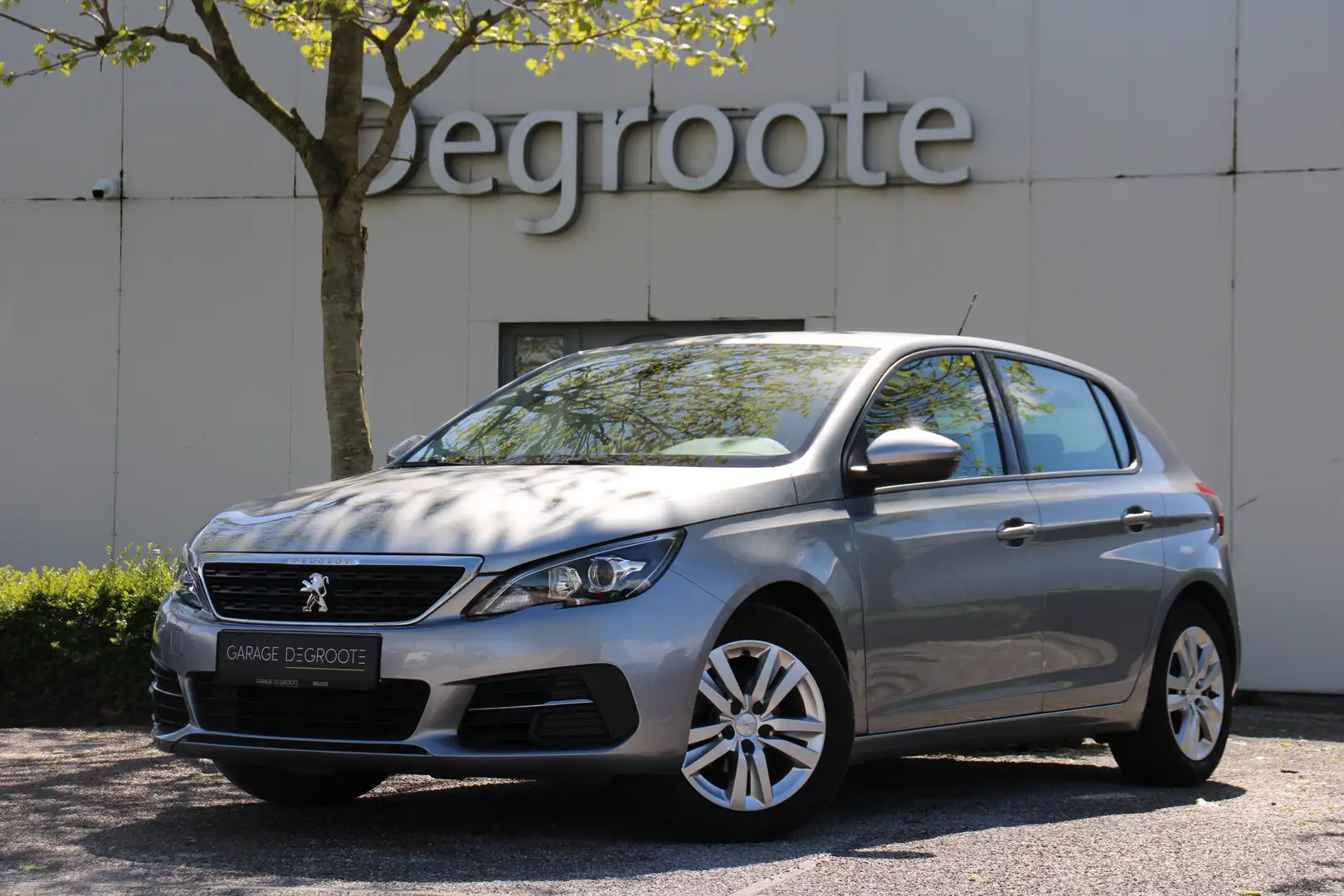 Peugeot 308 FaceLift 1.2T Active MT6 *NAVI*APPLE/ANDROID* Grey - 1