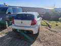 BMW 130 130i 3p Futura Weiß - thumbnail 2