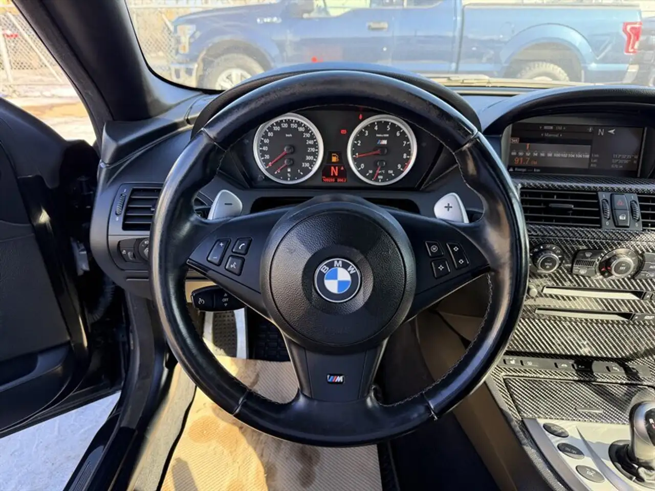 BMW 6 Series снимка BMW 6 Series
