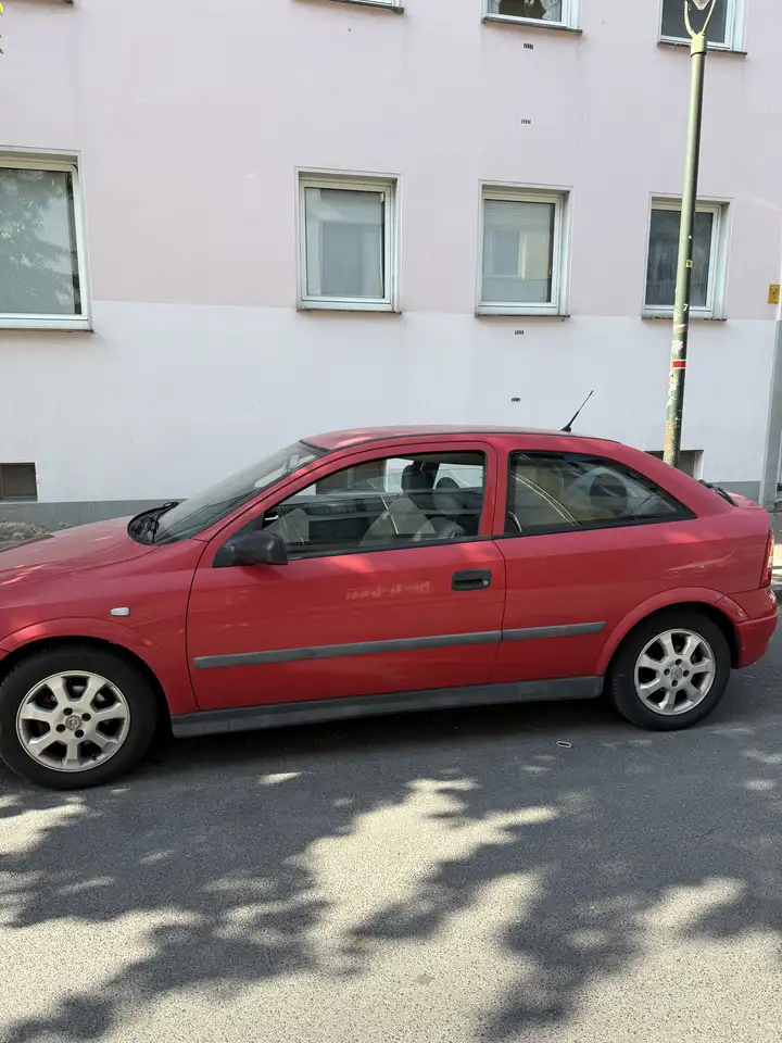 Opel Astra 1.6 Comfort, foto 2