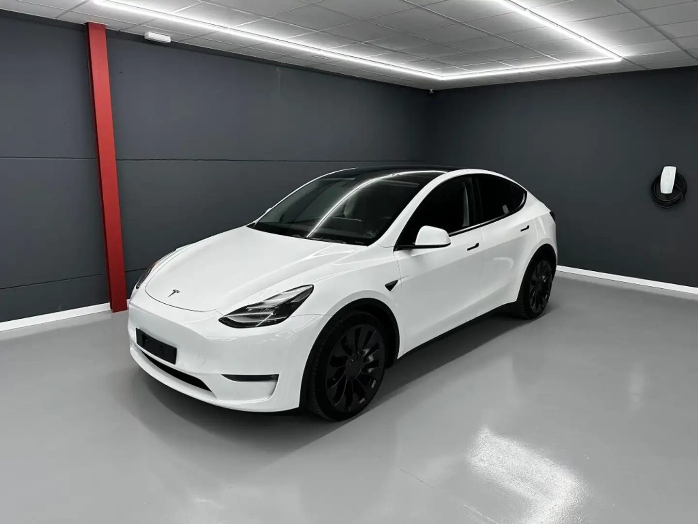 Tesla Model Y PERFORMANCE 4WD Blanco - 1