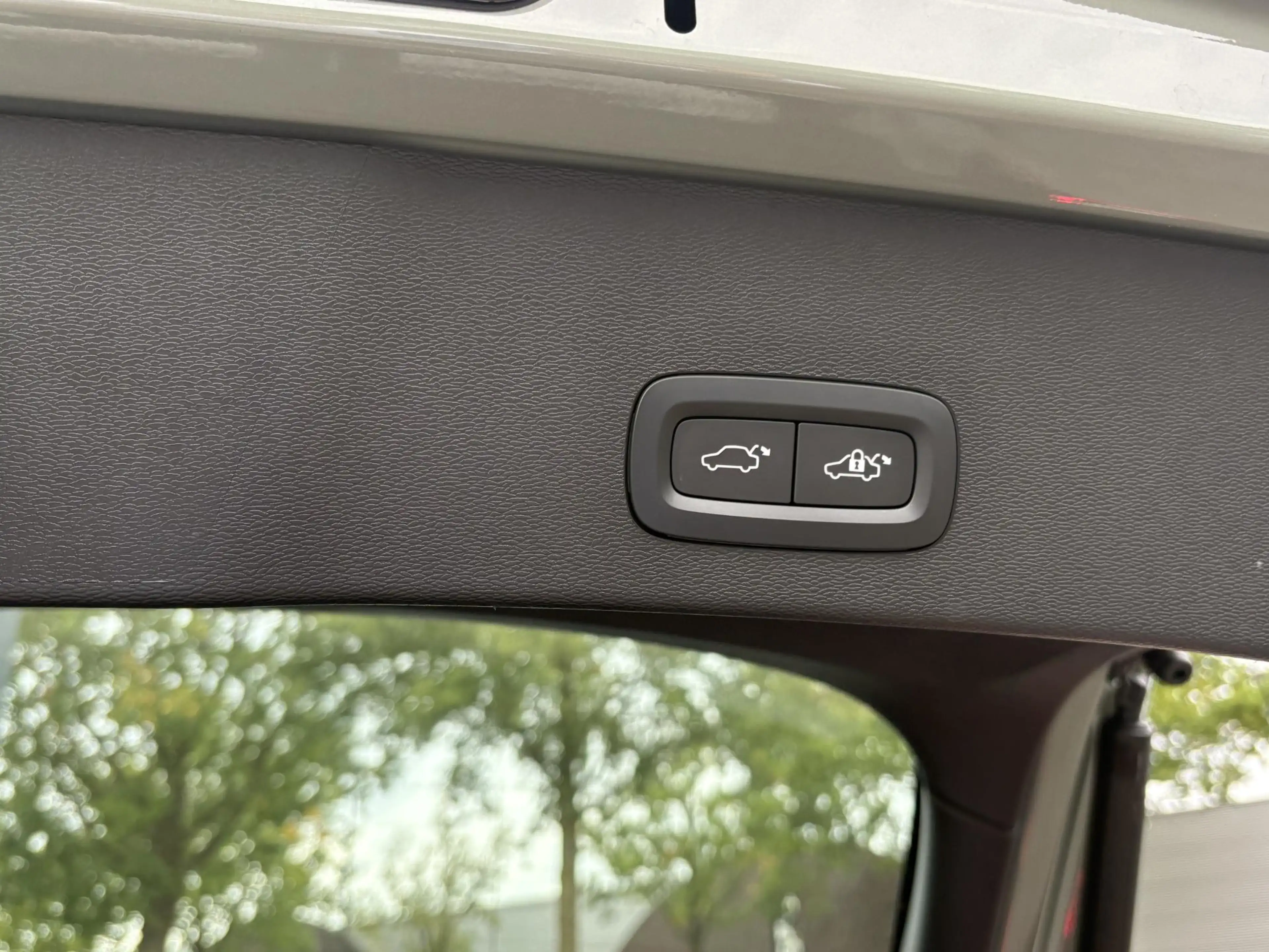 Volvo C40 Recharge Ultimate 69 kWh WAMTEPOMP | STOEL/STUURVE — photo 4