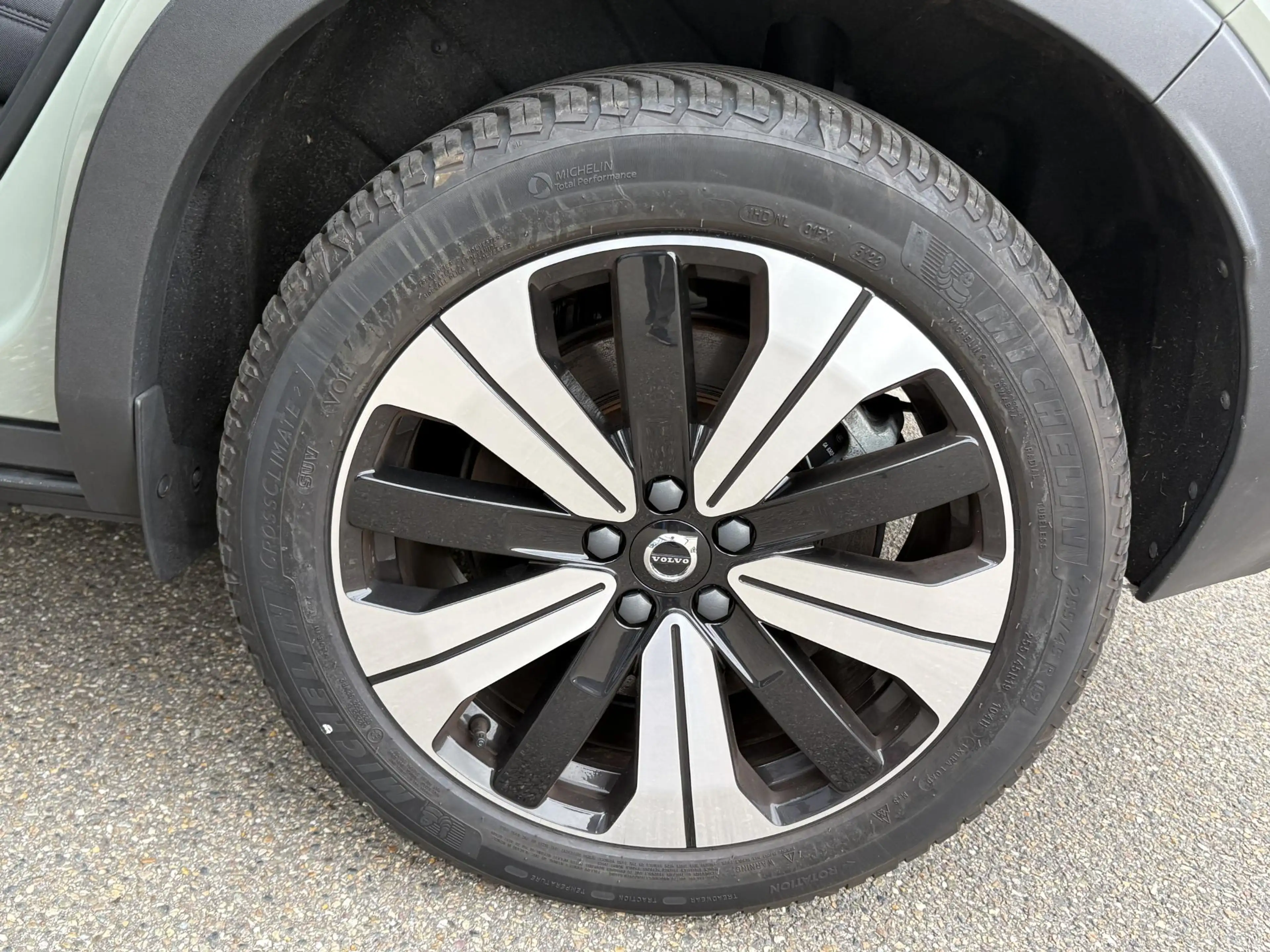 Volvo C40 Recharge Ultimate 69 kWh WAMTEPOMP | STOEL/STUURVE — photo 18