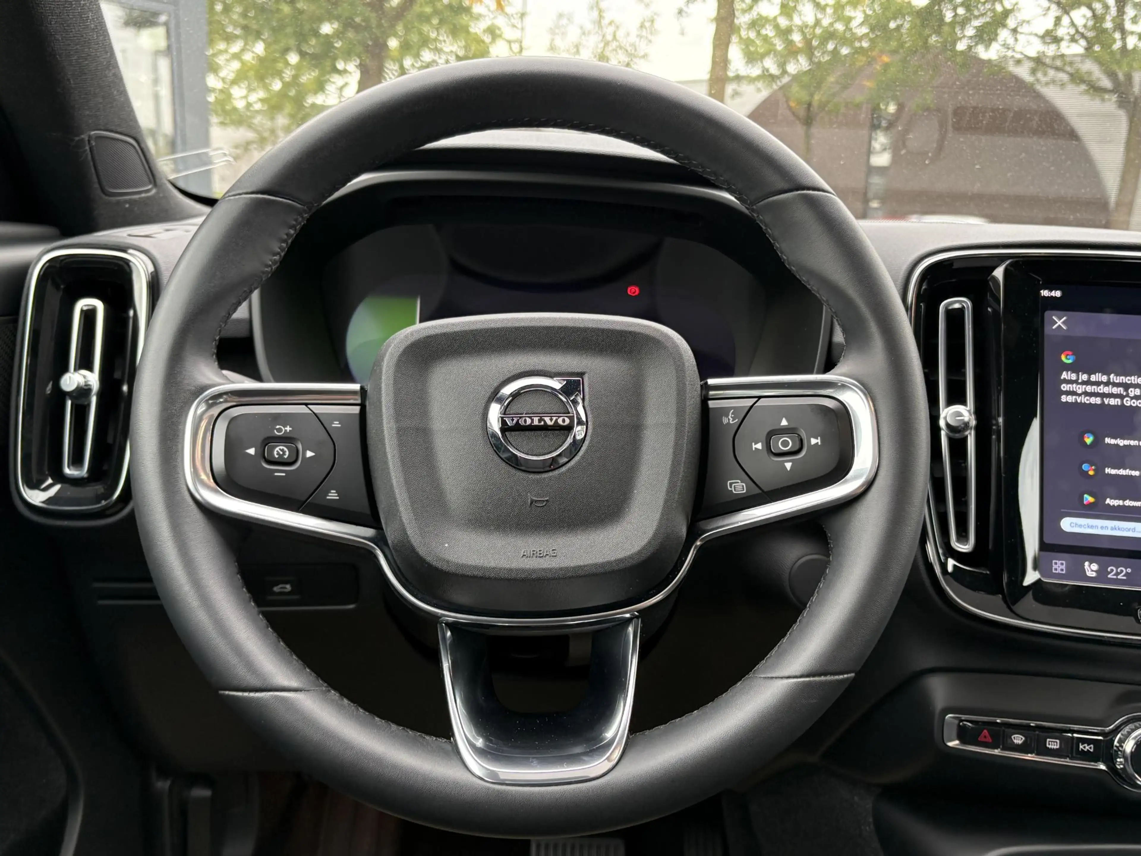 Volvo C40 Recharge Ultimate 69 kWh WAMTEPOMP | STOEL/STUURVE — photo 16