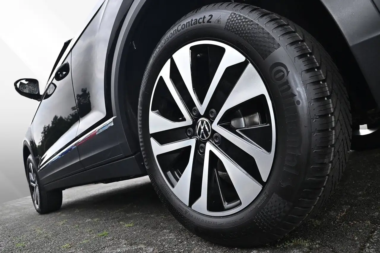 Volkswagen T-Roc Cabriolet 1.5 TSI DSG Energy 5