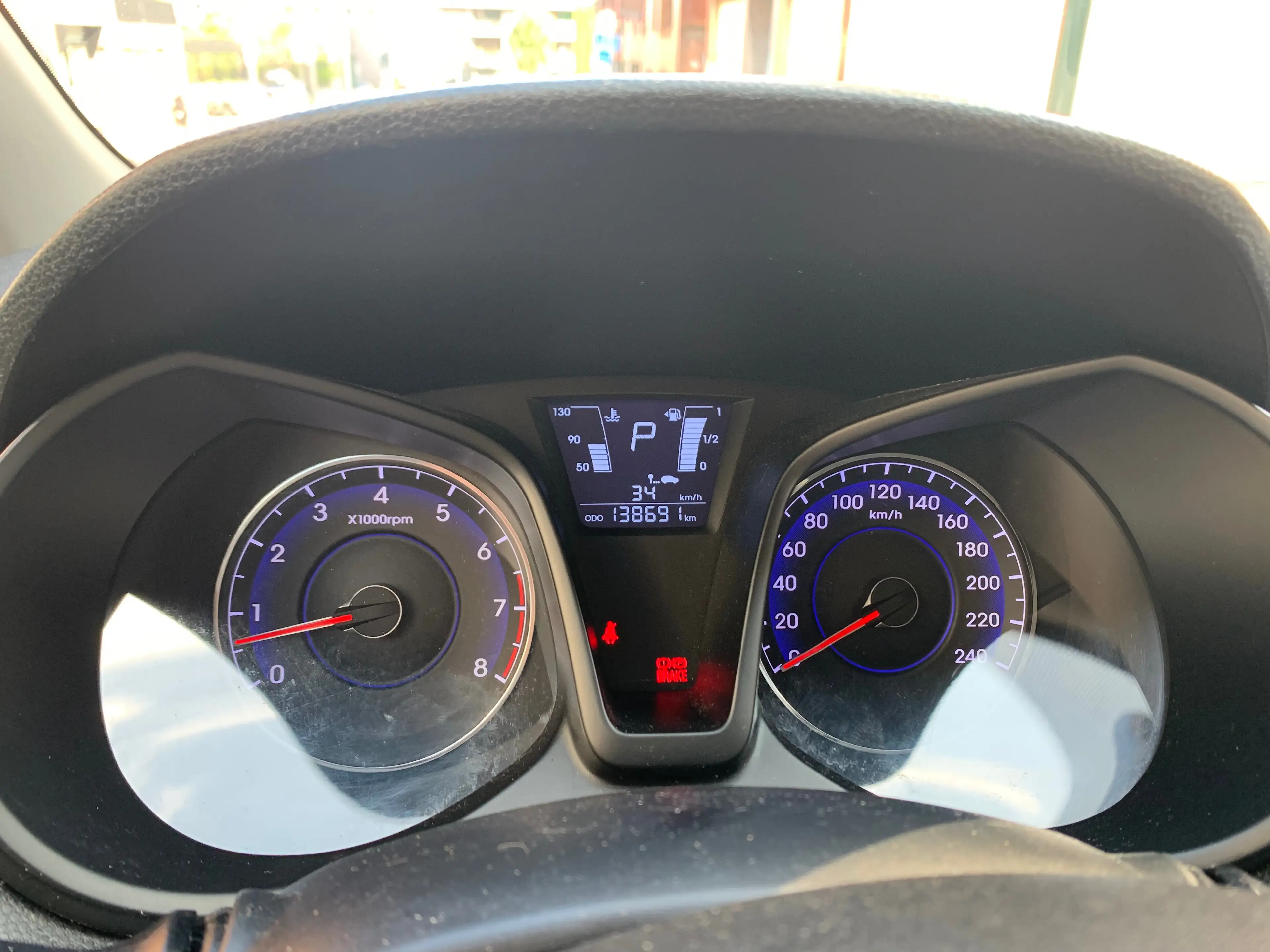 Hyundai iX20 iX20 1.6i Lounge — photo 11