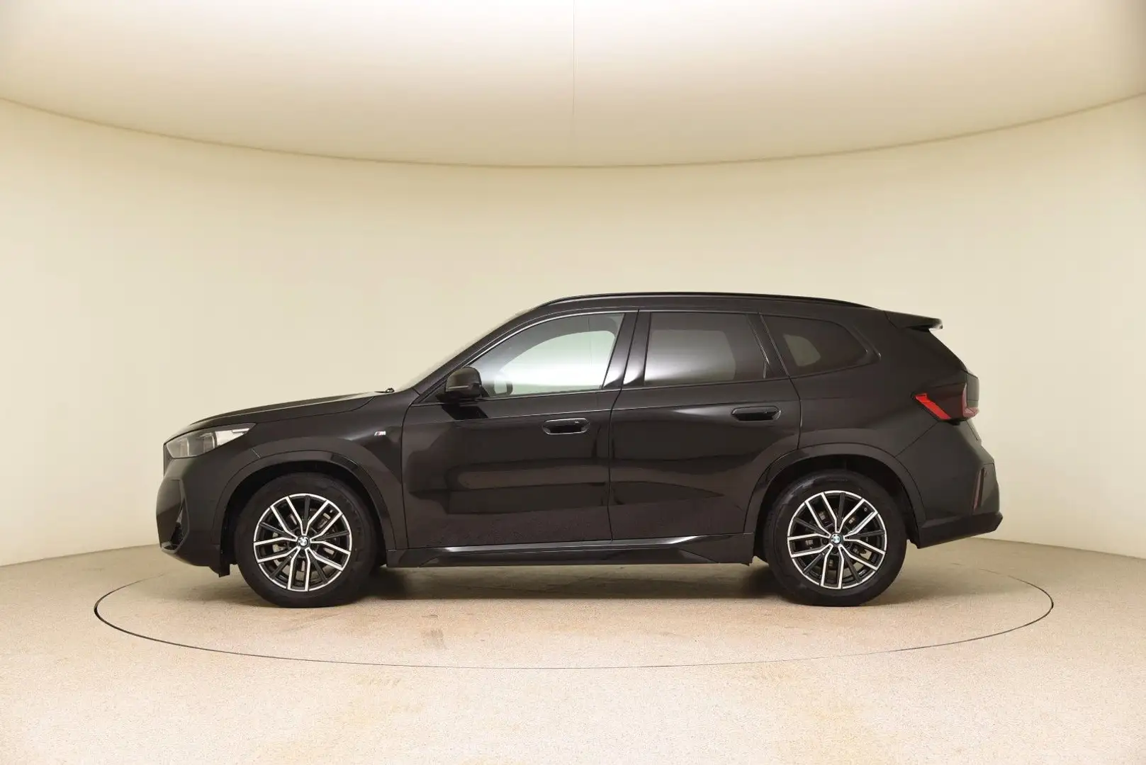 BMW X1 xDrive20d M Sportpaket DriveAss+ AHK LED Schwarz - 2