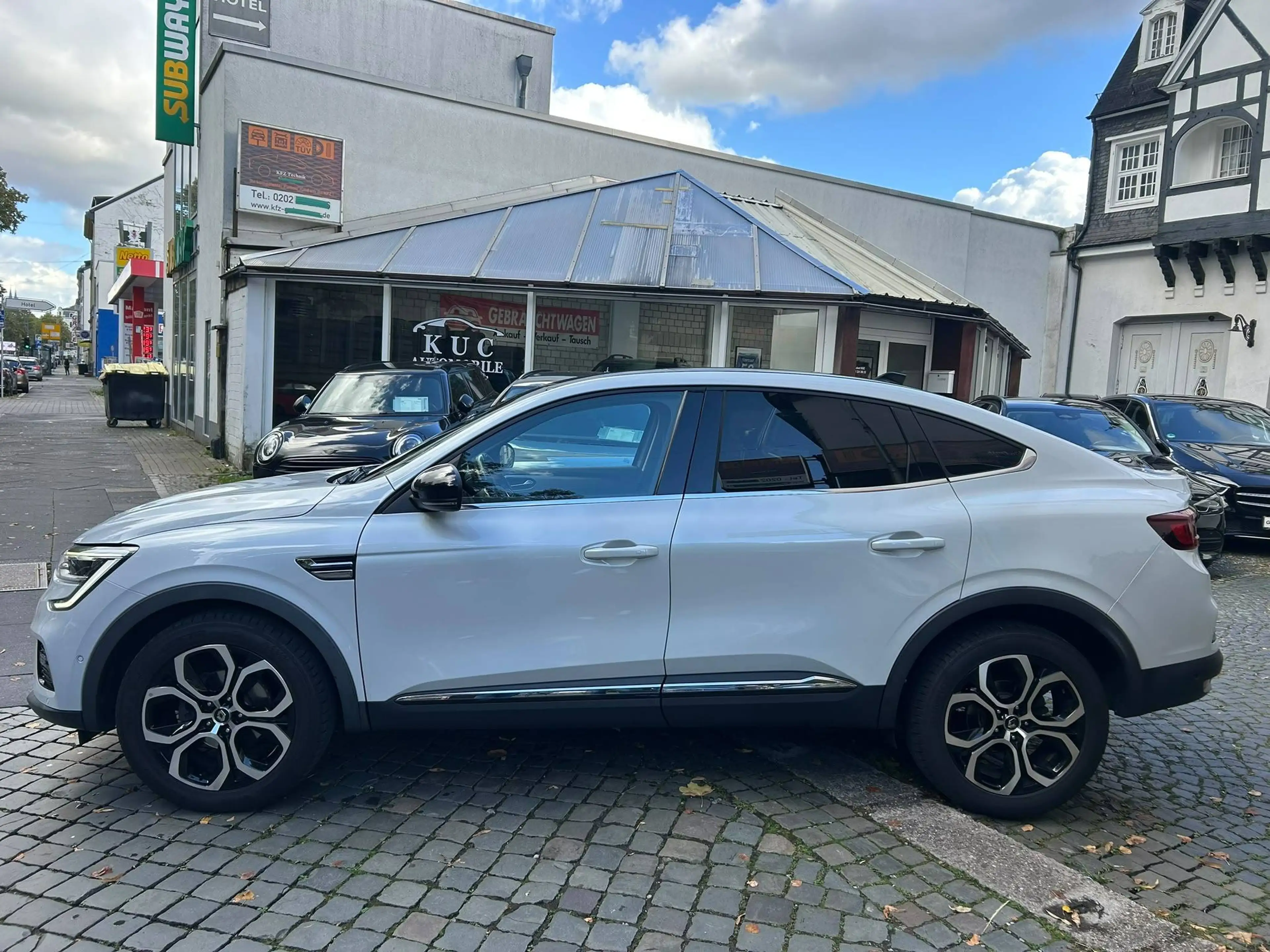 Renault Arkana 1.3 TCe Aut. Intens BOSE/LED/T-Leder/1.Hand — photo 3