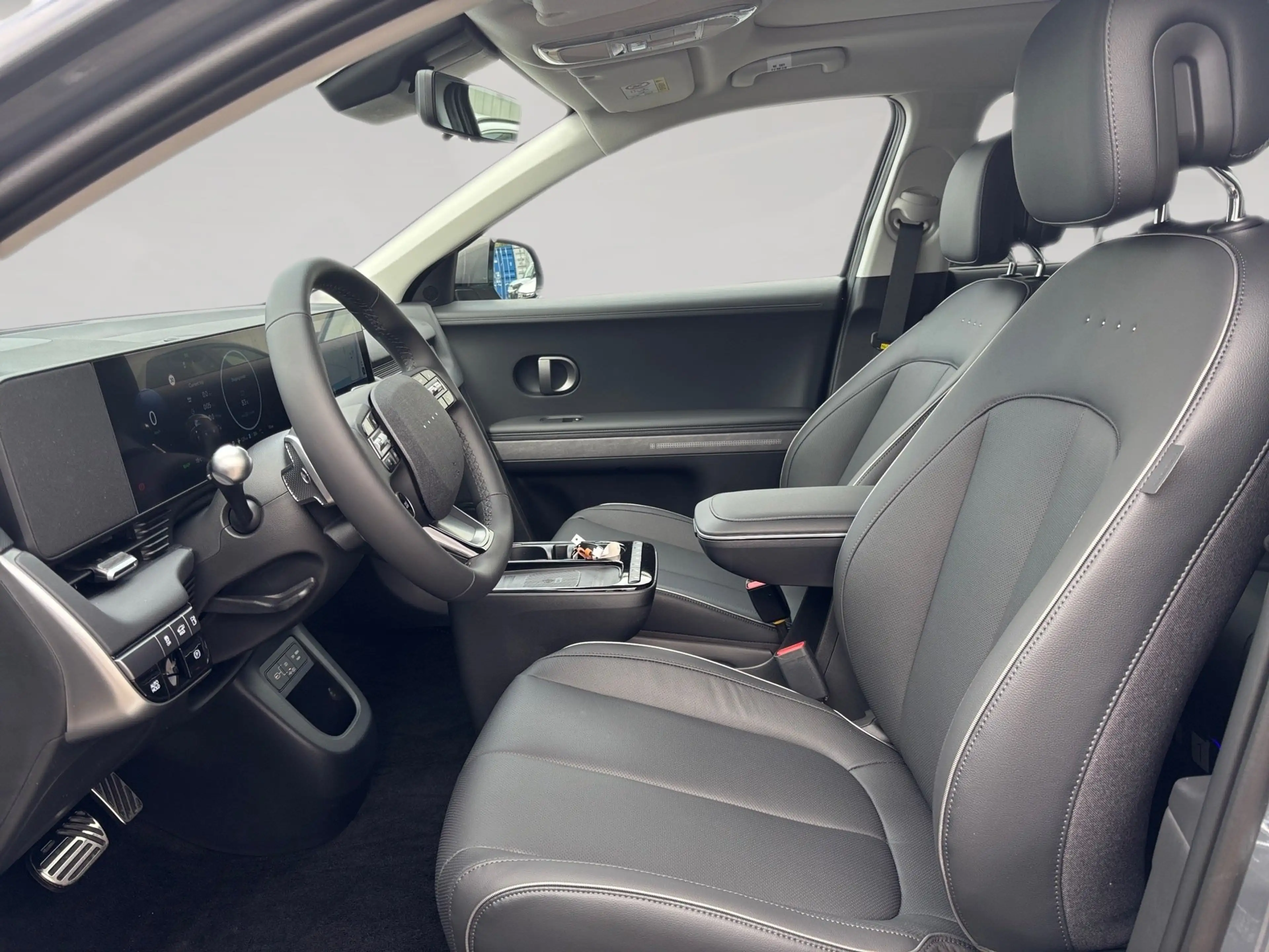 Hyundai IONIQ 5 84kWh UNIQ Allrad mit Panoramadach — photo 7