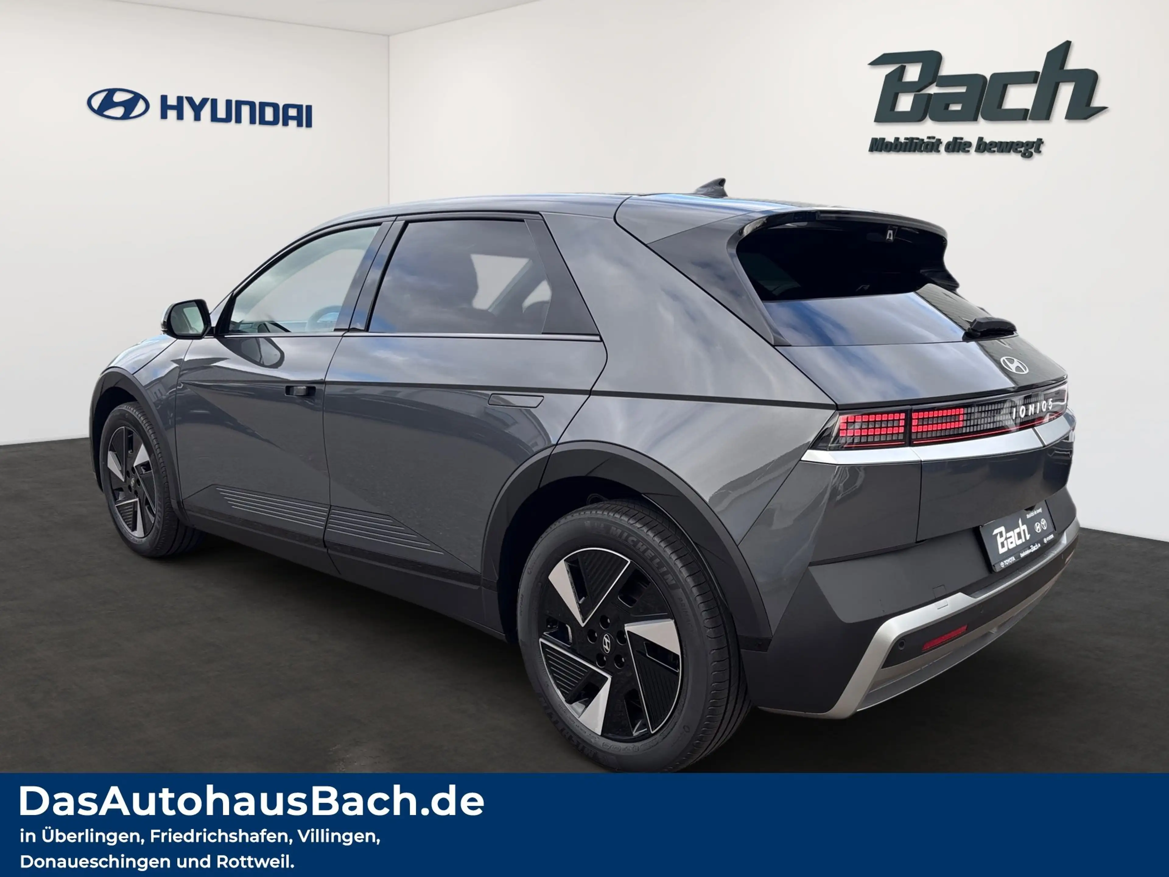 Hyundai IONIQ 5 84kWh UNIQ Allrad mit Panoramadach — photo 4