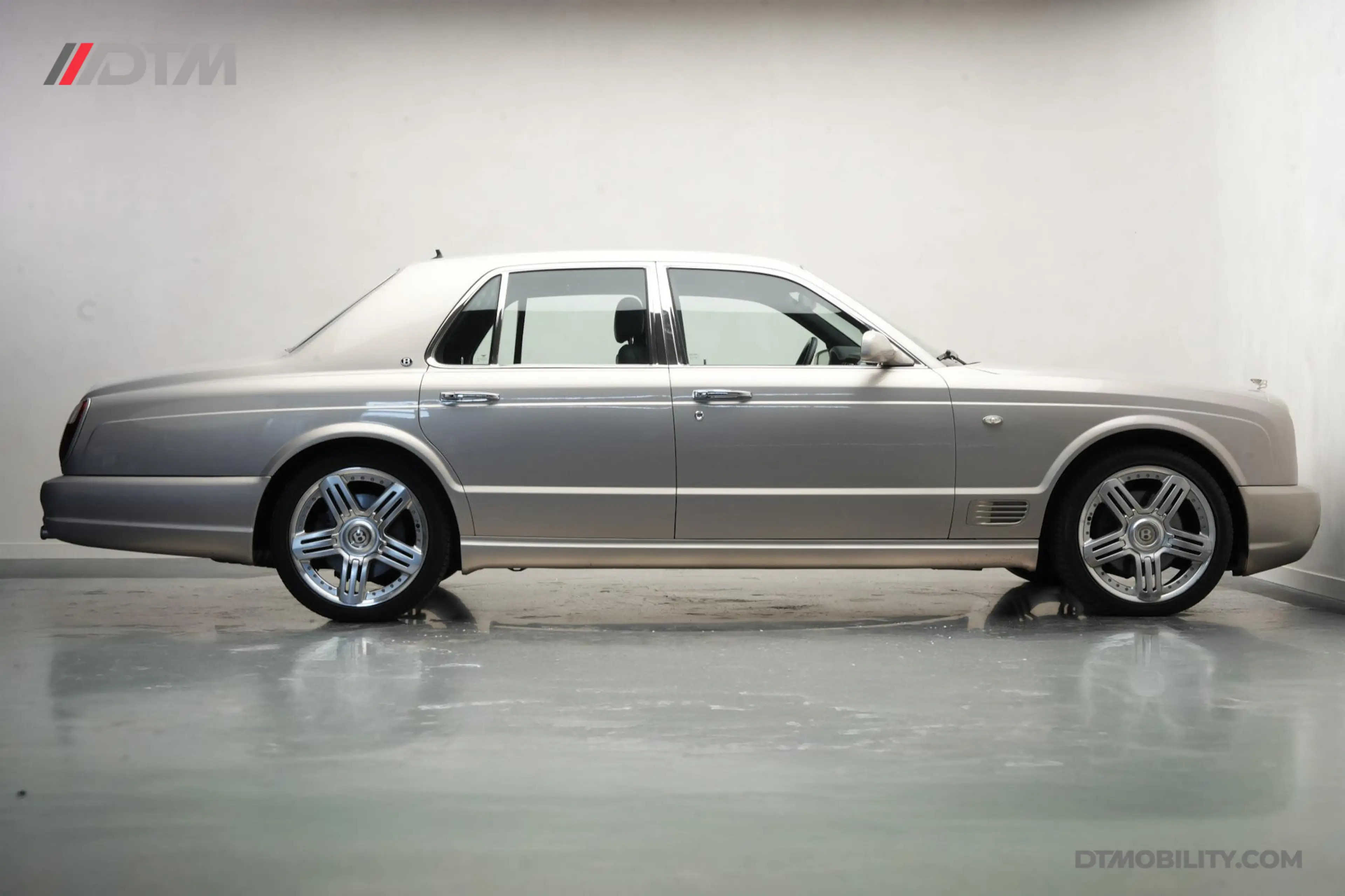 Bentley Arnage 6.8 V8 T FINAL Edition | Collector | Mulliner — photo 2