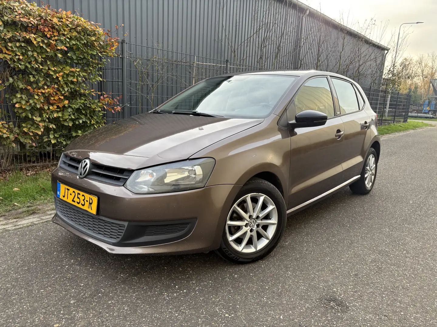 Volkswagen Polo 1.2 Easyline / 5-DEURS / AIRCO Brun - 1