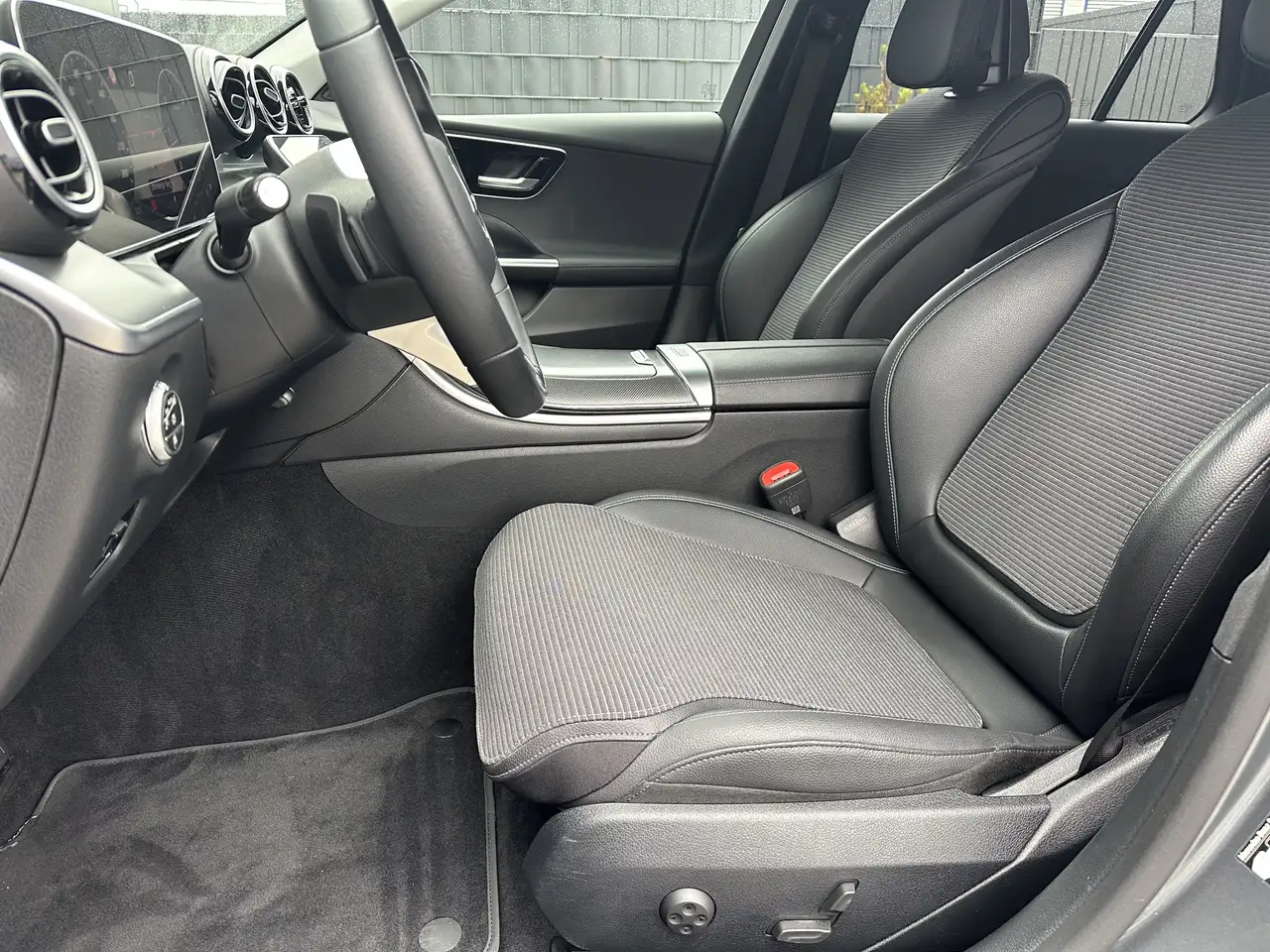 Mercedes-Benz C 220 T Avantgarde NAV+LED+AHK+PARK-PAKET+17ZO 10