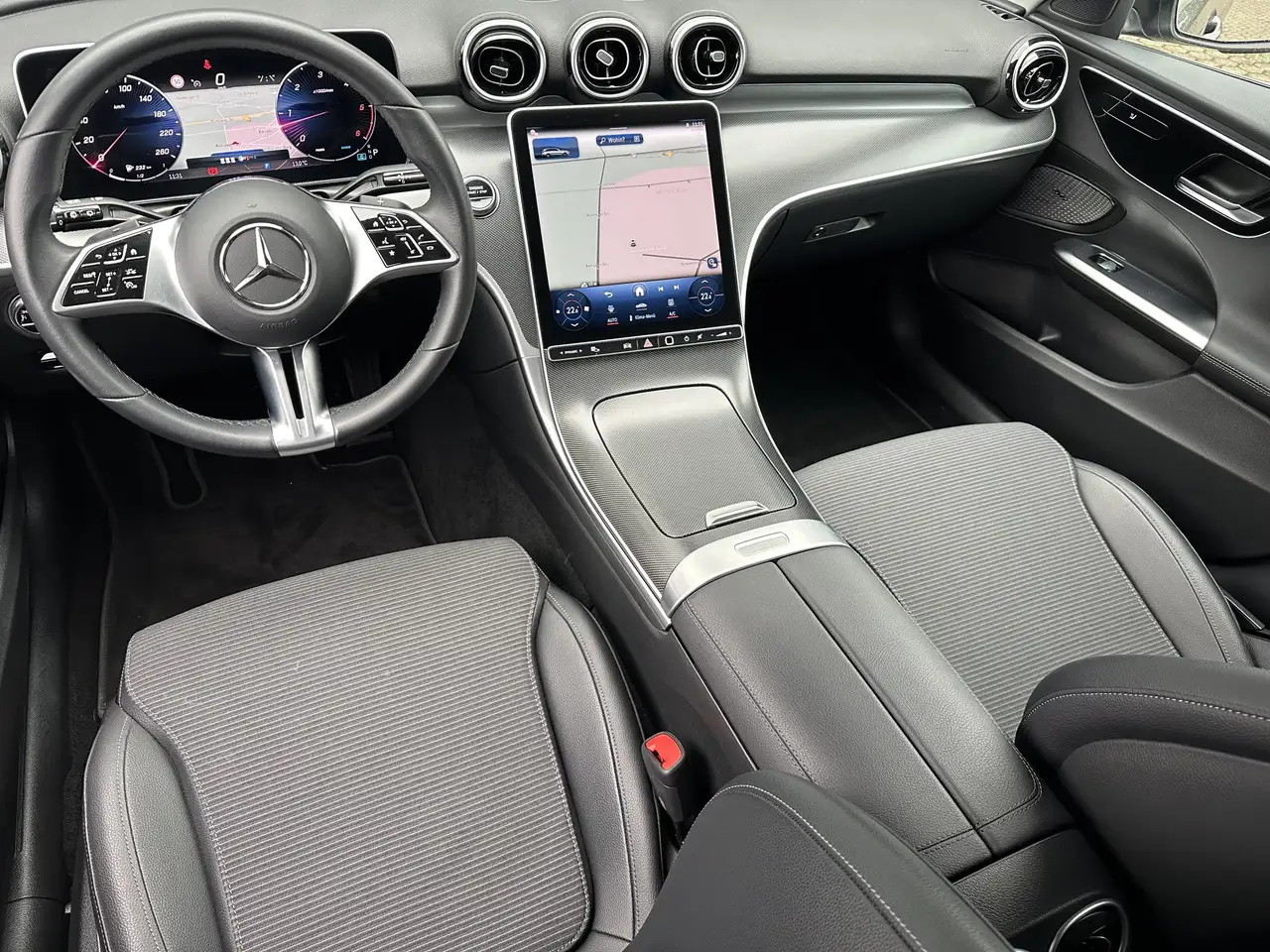 Mercedes-Benz C 220 T Avantgarde NAV+LED+AHK+PARK-PAKET+17ZO 12