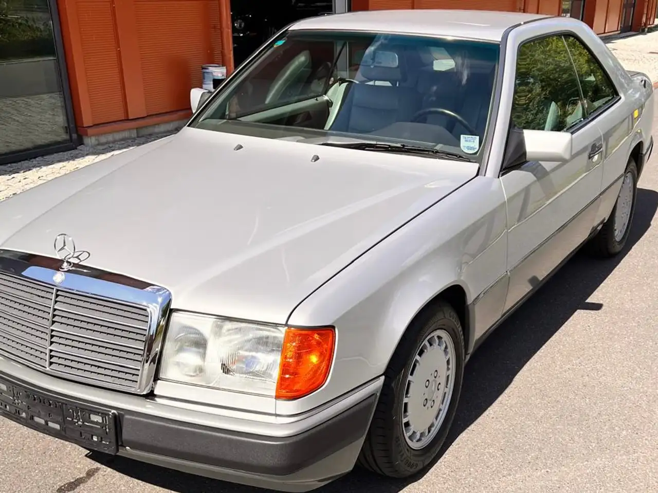 Mercedes-Benz CE 300, foto 2