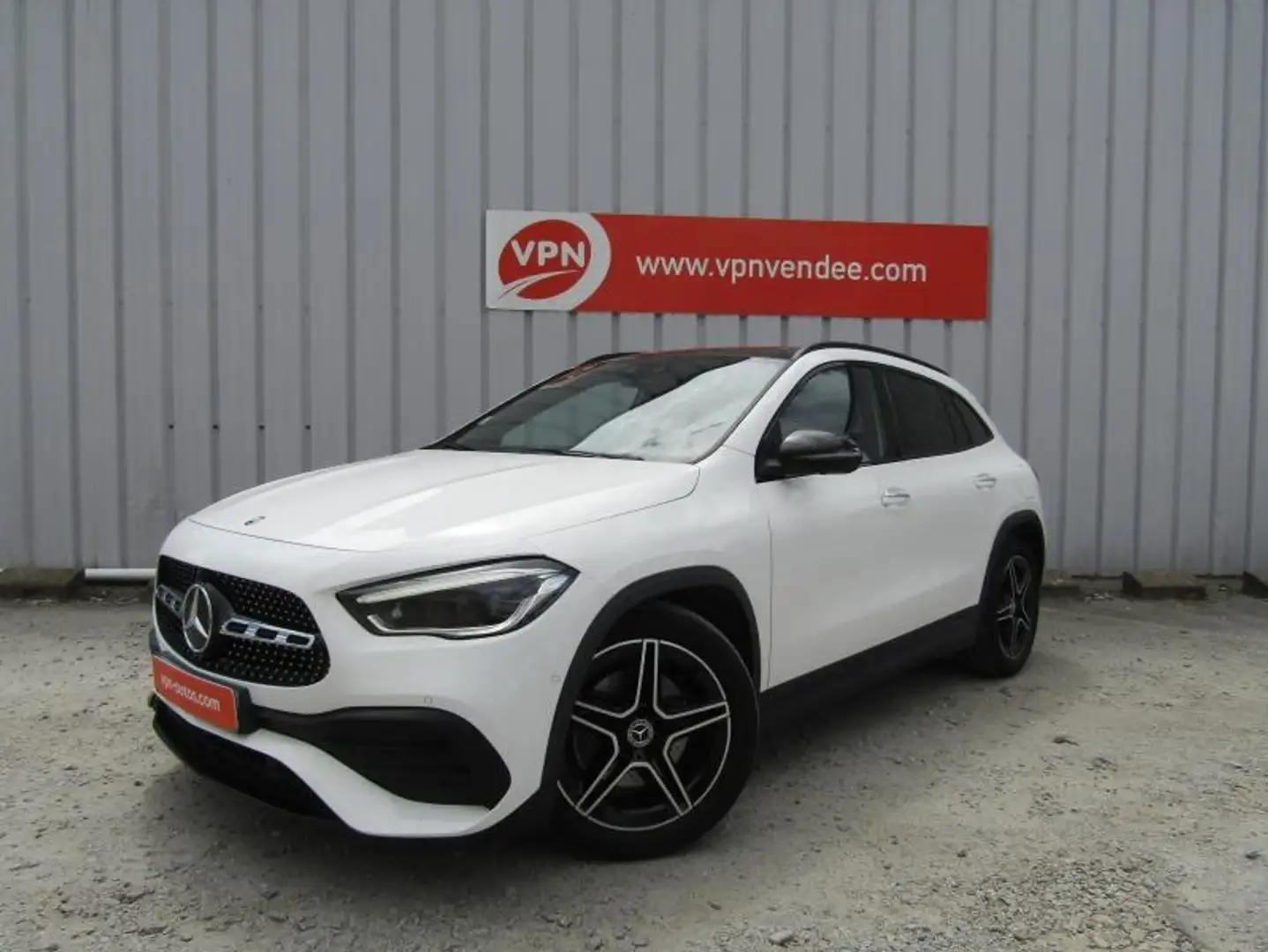 Mercedes-Benz GLA 220 220 d 190ch 4Matic AMG Line 8G-DCT Blanc - 1
