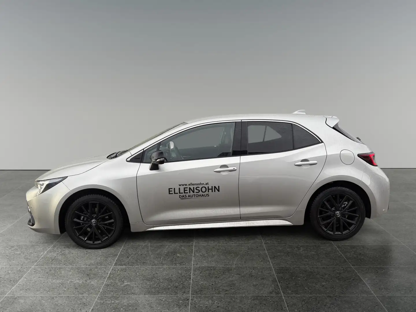 Toyota Corolla Corolla 1,8l Hybrid 5 Türer Active Drive Silber - 2