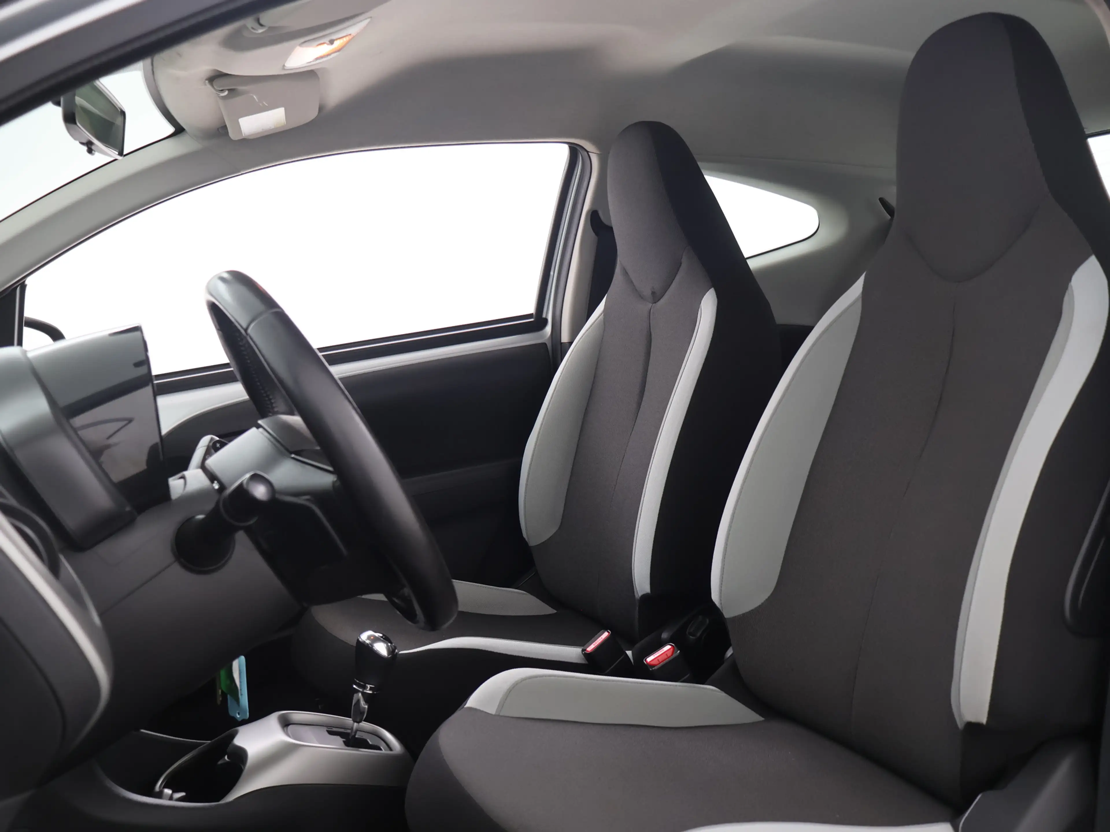 Toyota Aygo 1.0 VVT-i x-play Automaat | Airco | Achteruitrijca — photo 15
