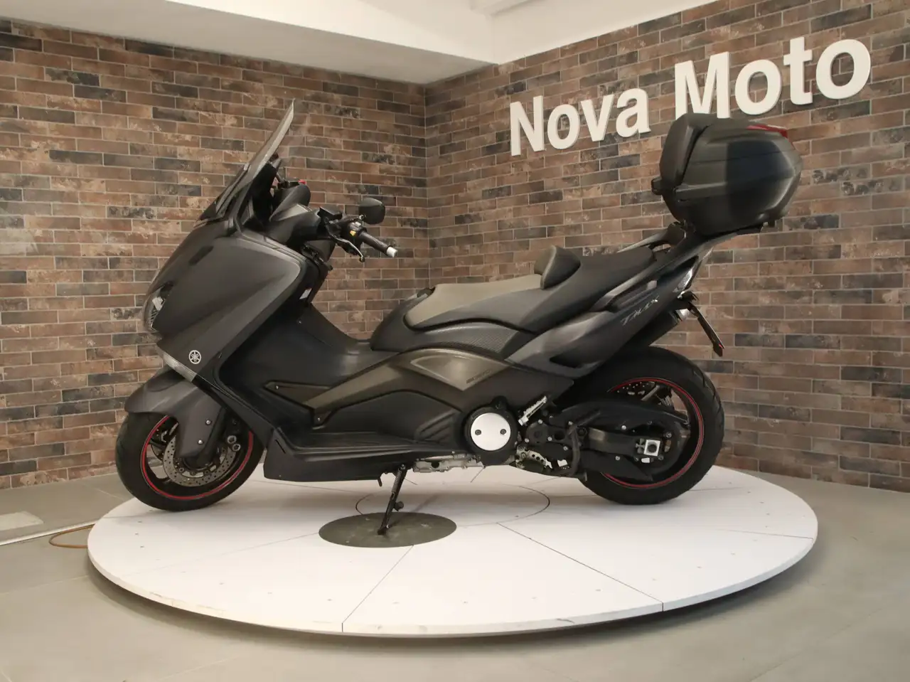 Yamaha Tmax 530
