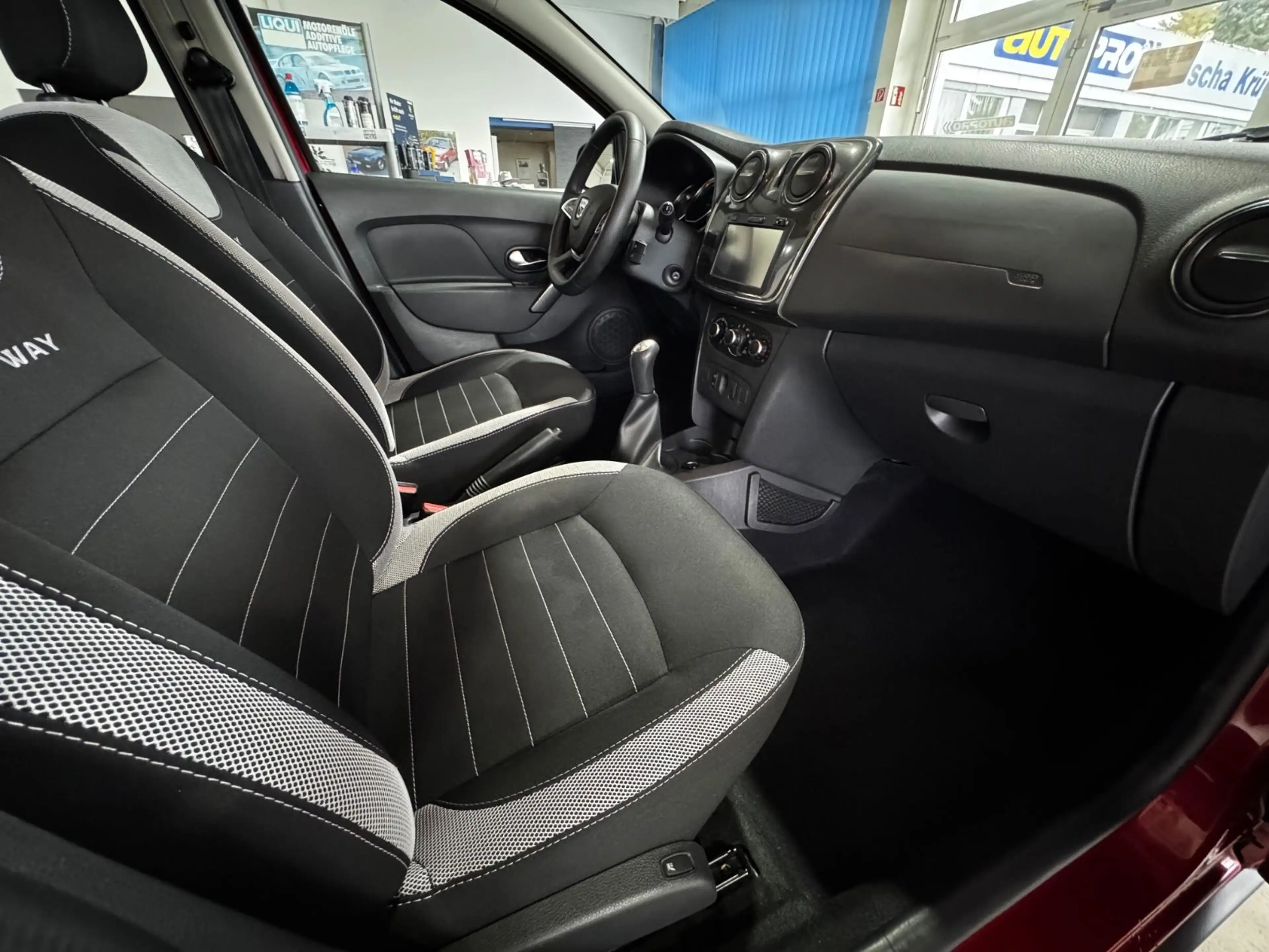 Dacia Sandero II Stepway Prestige/1.HD/NAVI/SHZ/PDC — photo 15