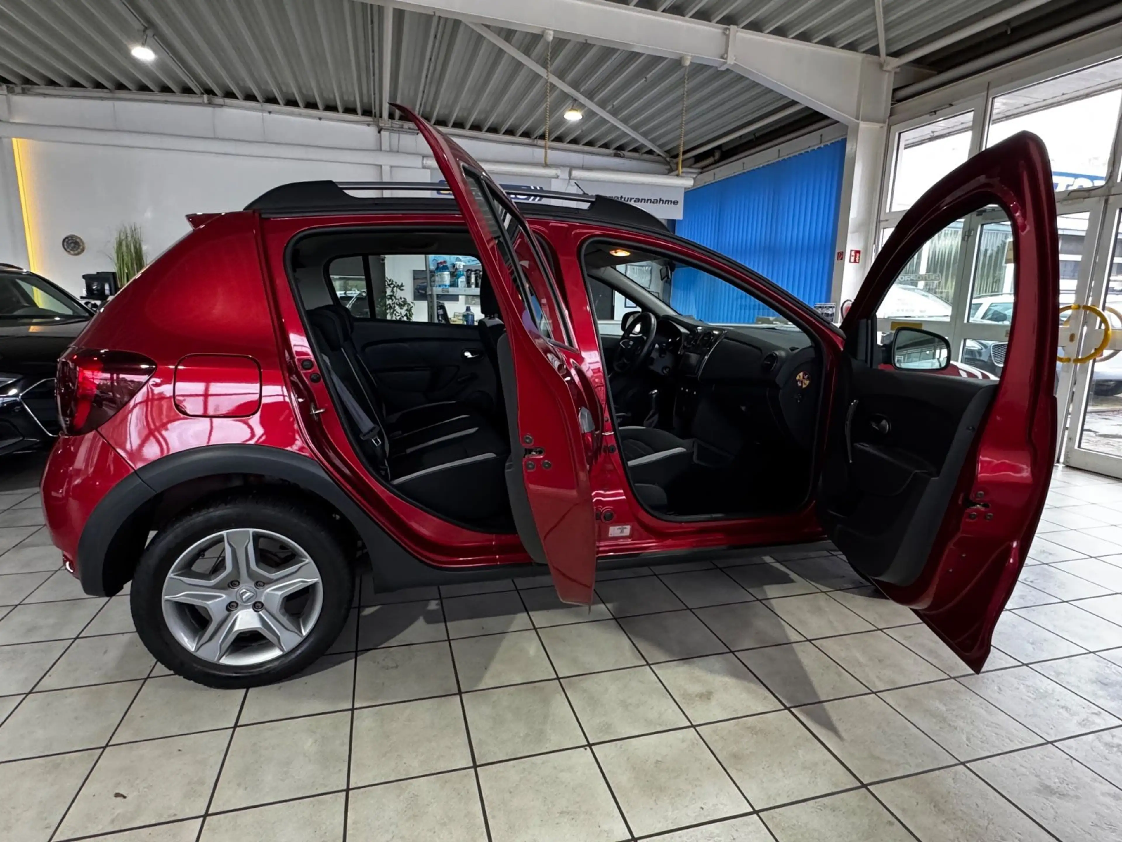 Dacia Sandero II Stepway Prestige/1.HD/NAVI/SHZ/PDC — photo 9