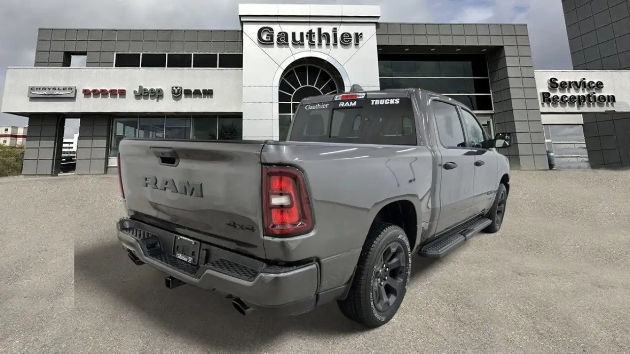 RAM 1500 снимка RAM 1500