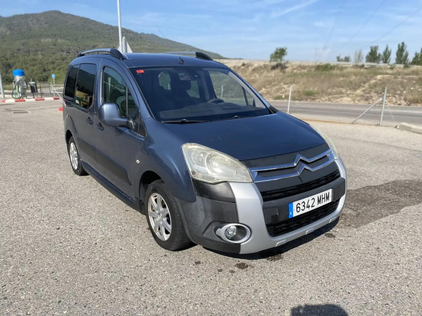 Citroen Berlingo Combi 1.6HDI XTR 110 Gris - 1