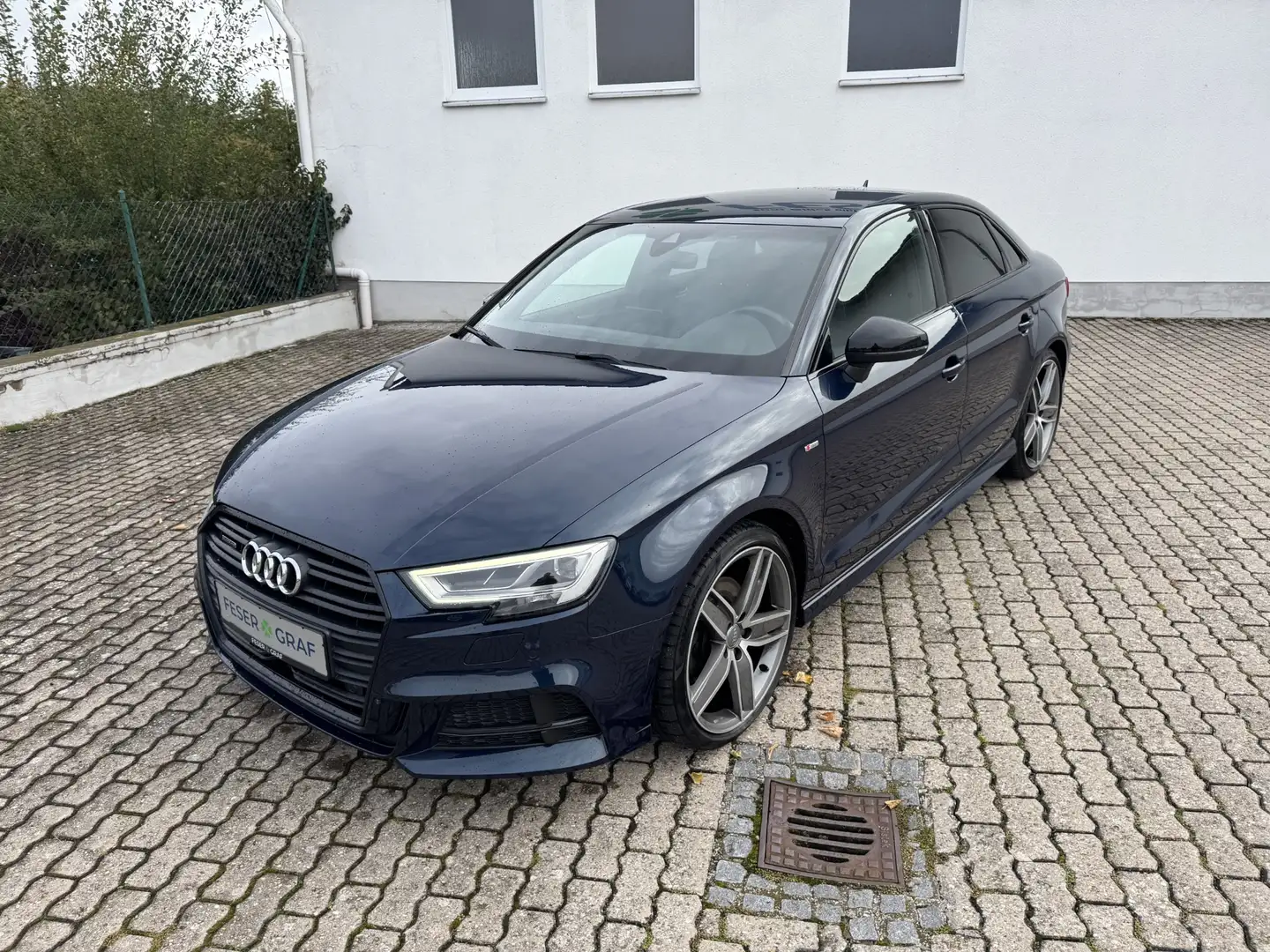 Audi A3 Lim. sport 2.0 TFSI qu. S-Tr. S line ACC eSITZ LED Blau - 2