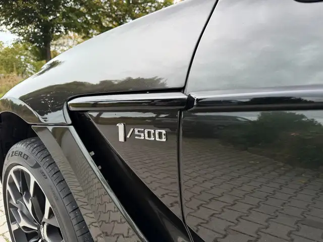 Aston Martin DBX view 4