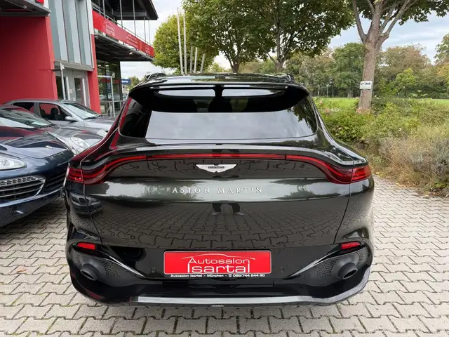 Aston Martin DBX view 6