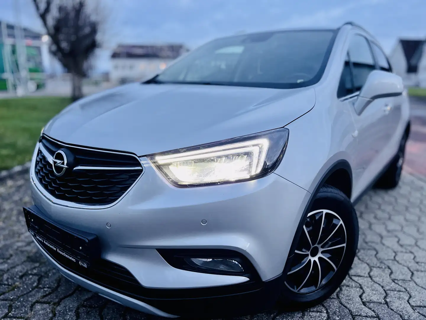 Opel Mokka X Ultimate Start/Stop 4x4, 8 Fach, AHK, TÜV06/27 Plateado - 1