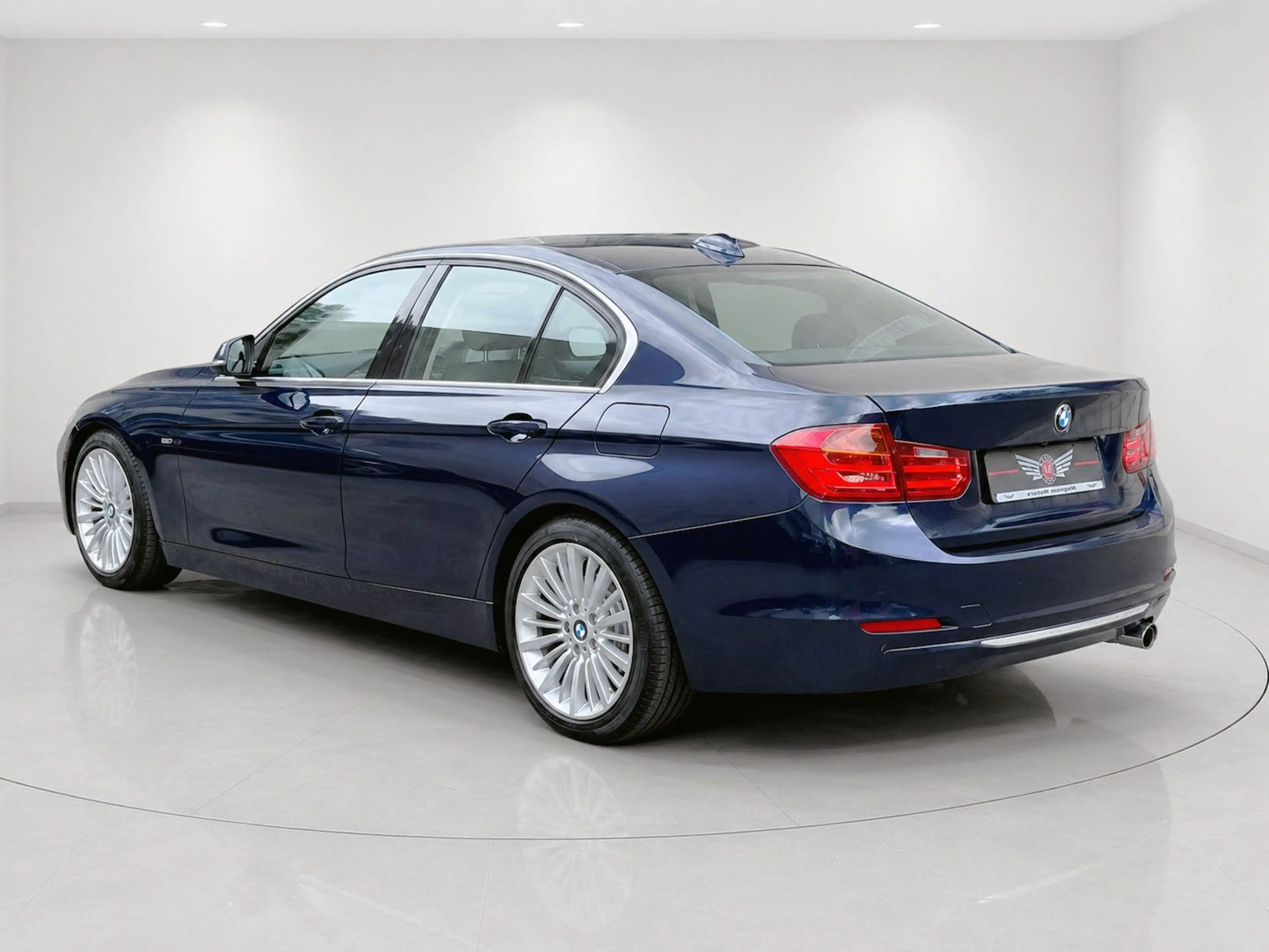 BMW 328 i LUXURY SPORT *Aut.*Leder*R-Cam*Schiebed.* — photo 4
