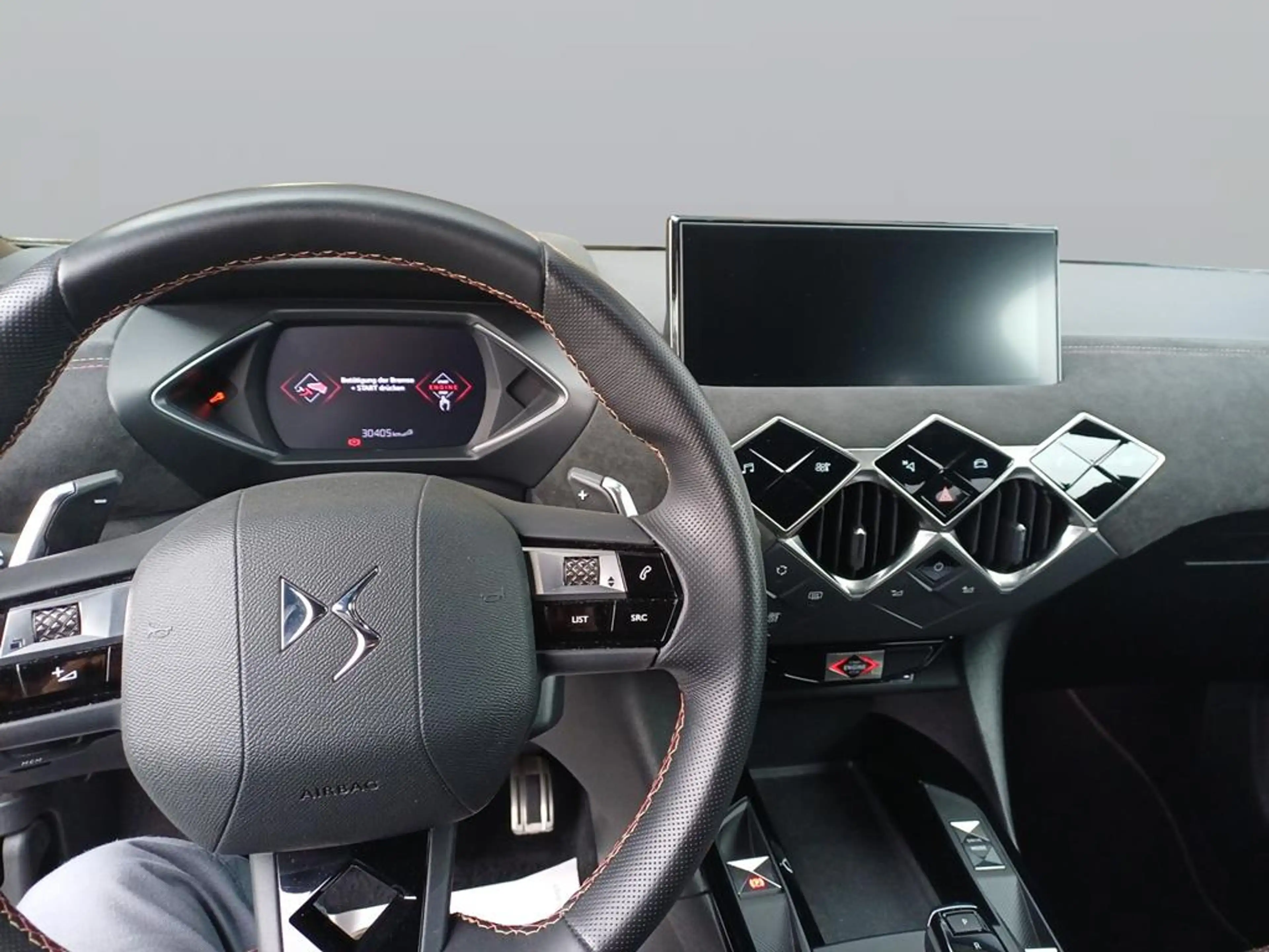 DS Automobiles DS 3 Crossback Performance Line + — photo 12