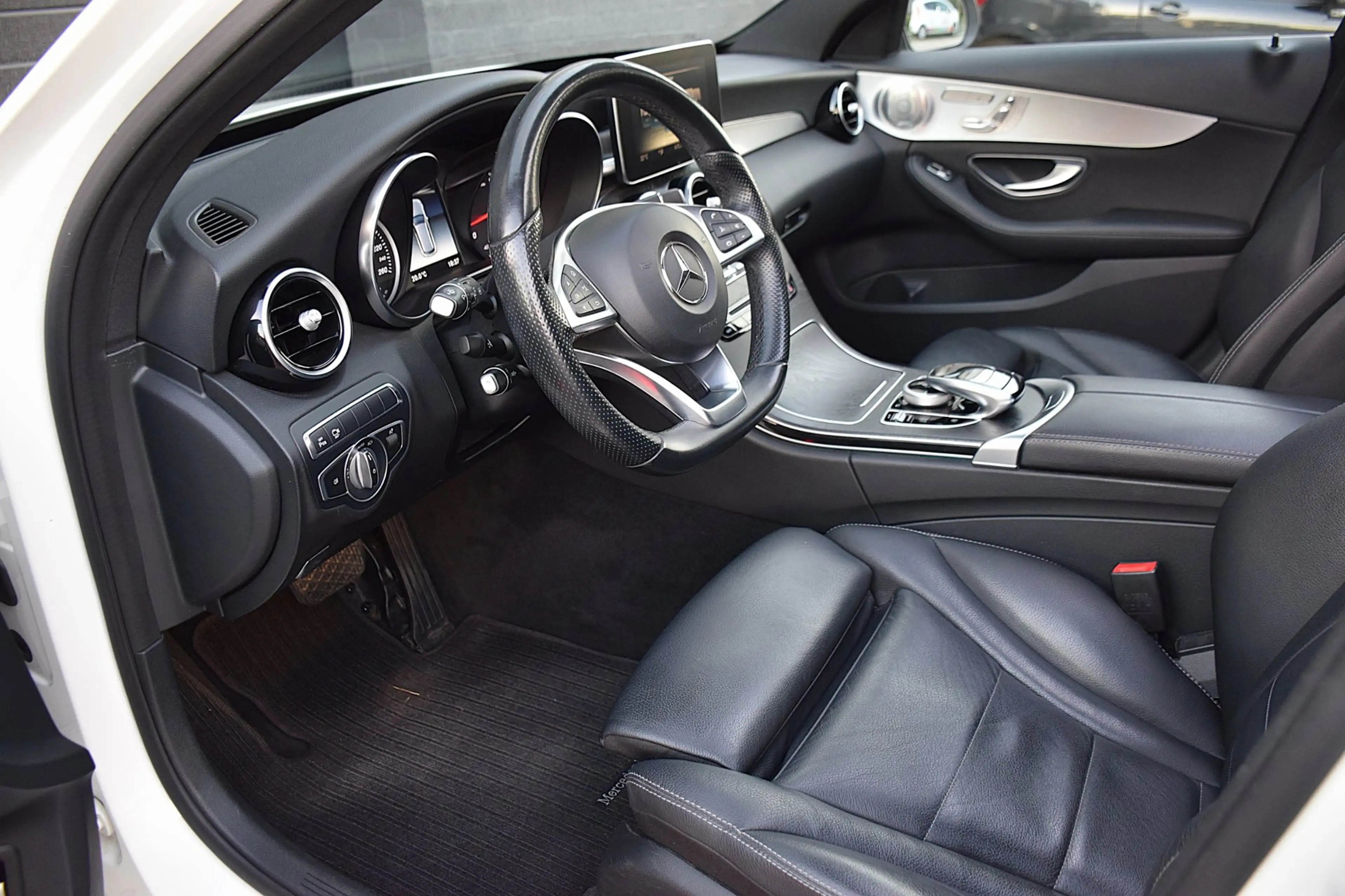Mercedes-Benz C 180 Estate AMG Pakket*Pano*360Cam*Burmester*Elec stoel — photo 18