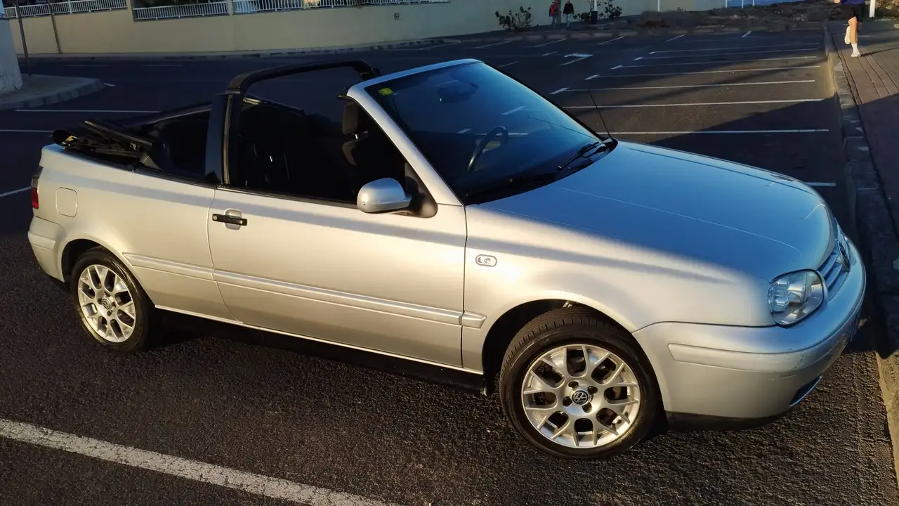 Volkswagen Golf Cabriolet Cabrio 2.0 Highline Aut., foto 3