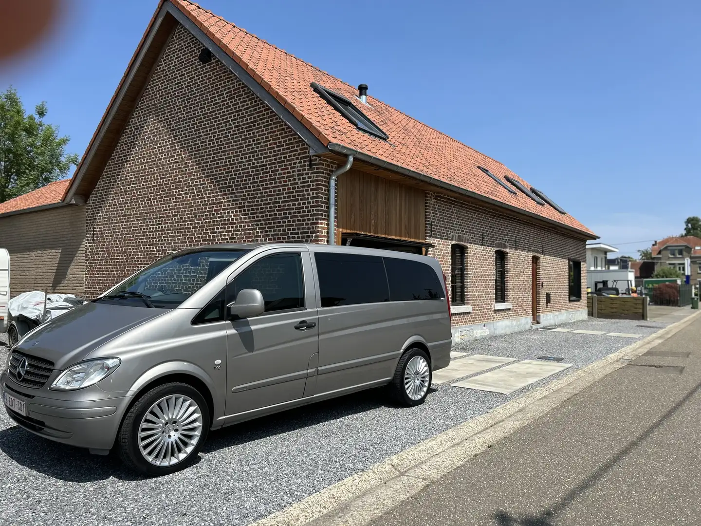 Mercedes-Benz Vito 120 CDI Lang DPF Aut. Mixto Brons - 2