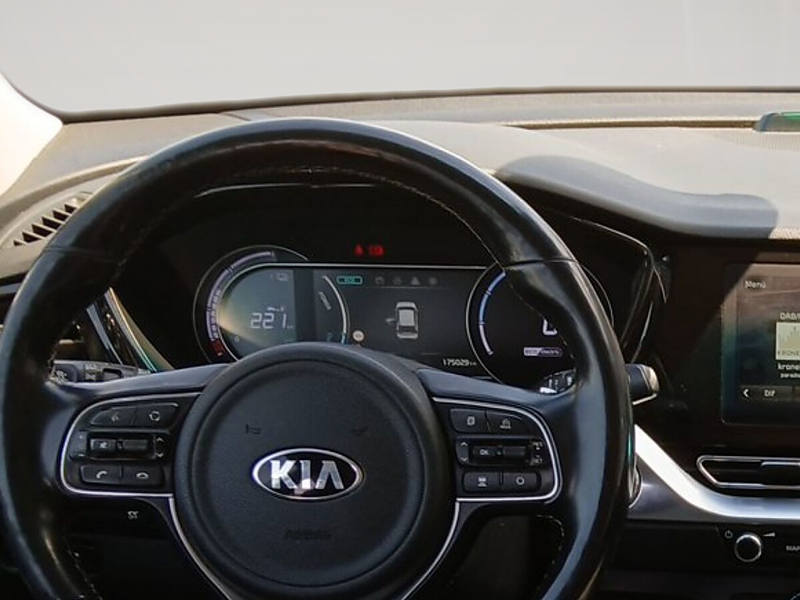 Kia e-Niro Niro EV 64kWh long Range Silber Aut. *unfallfrei* — photo 12
